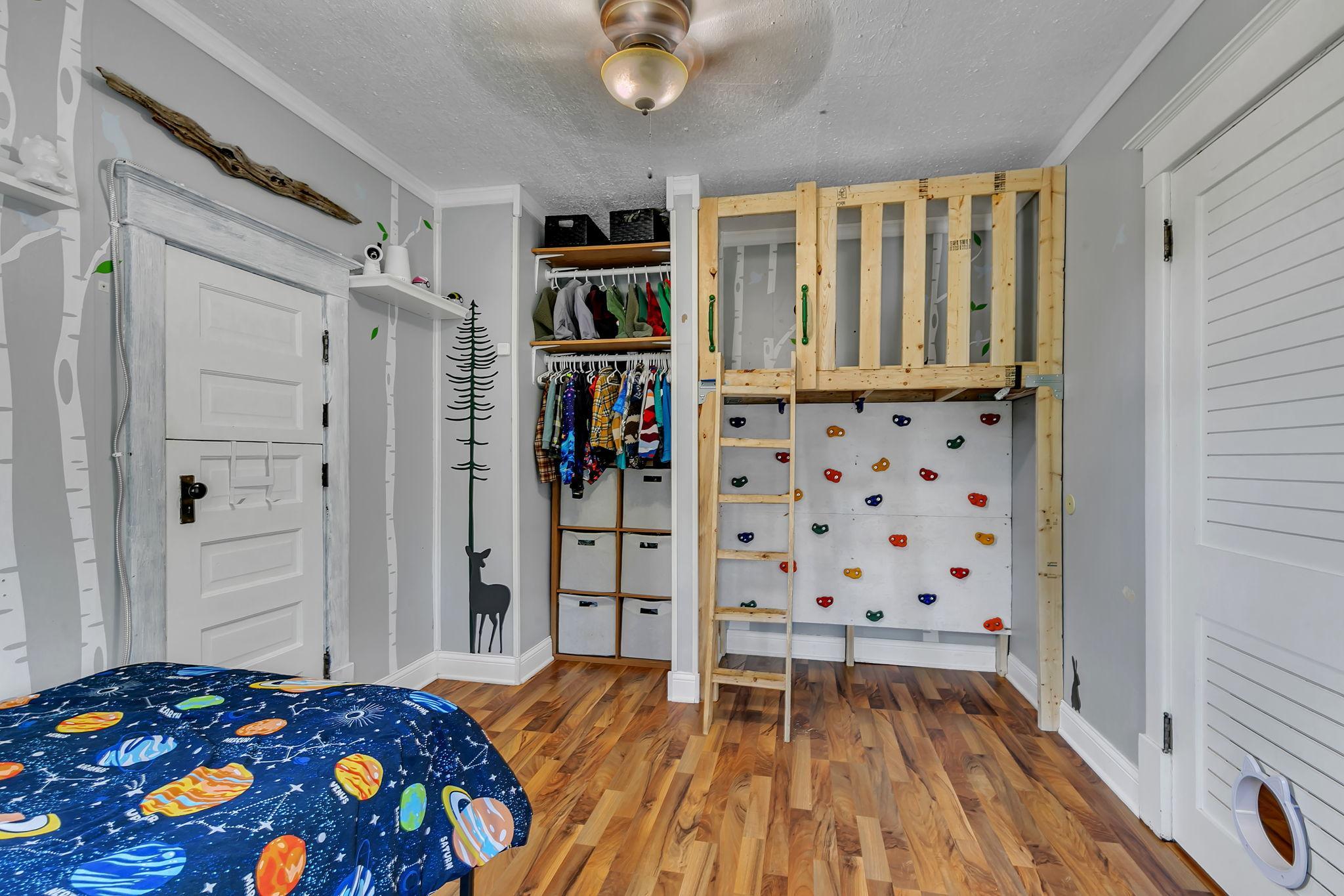 624 7th Avenue N Property Photo 17