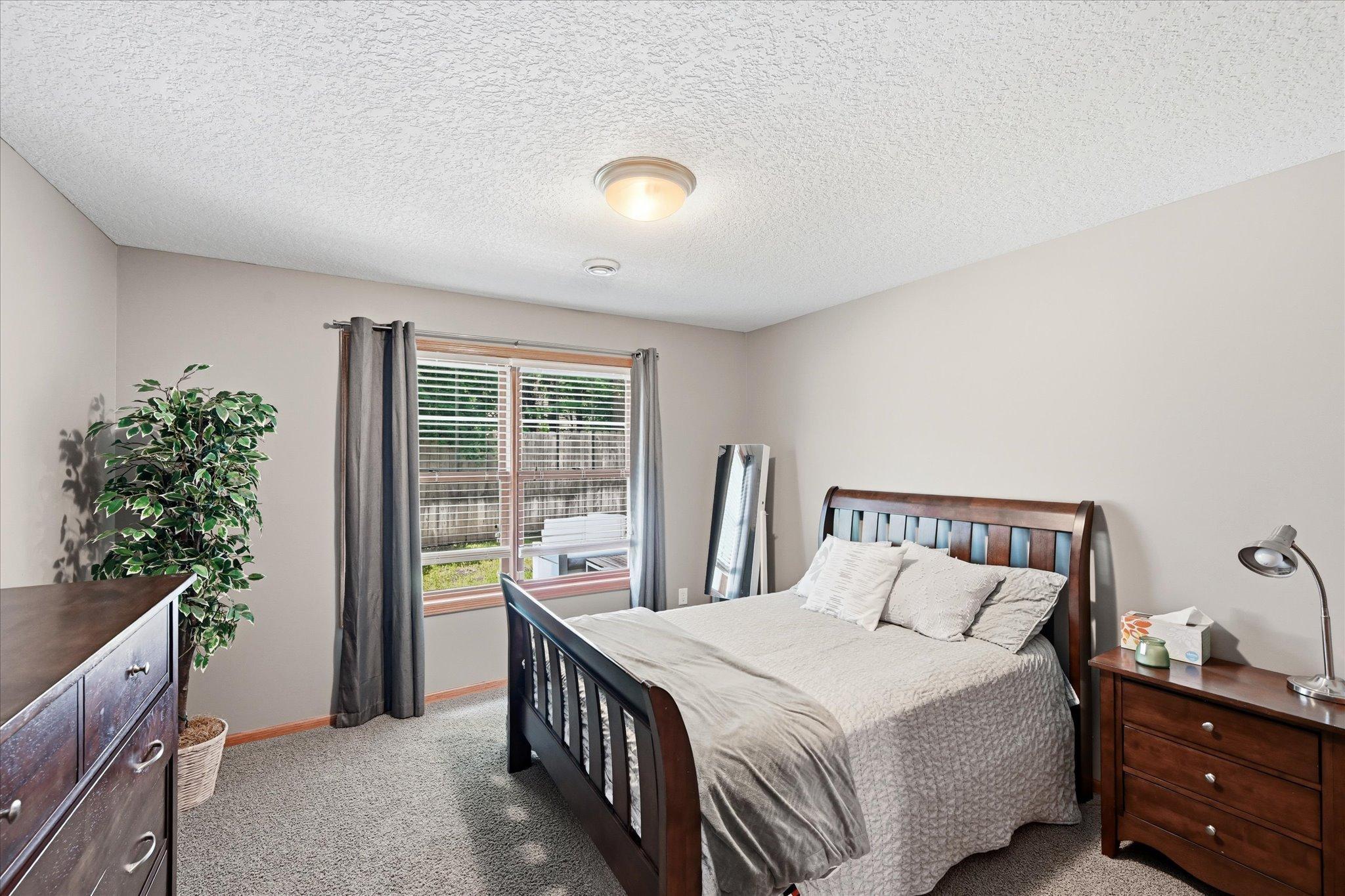 17424 Staples Street Ne Property Photo 52