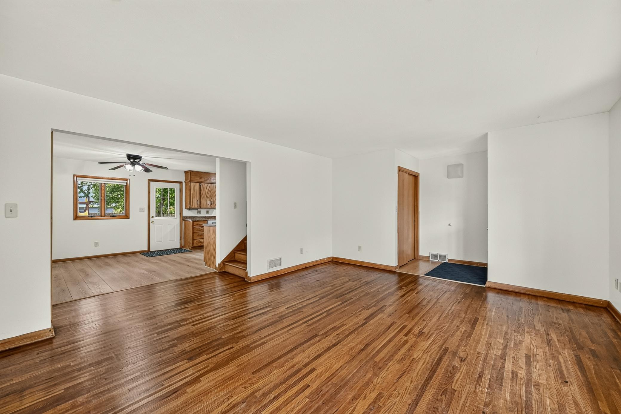 181 E 7th Street Property Photo 7