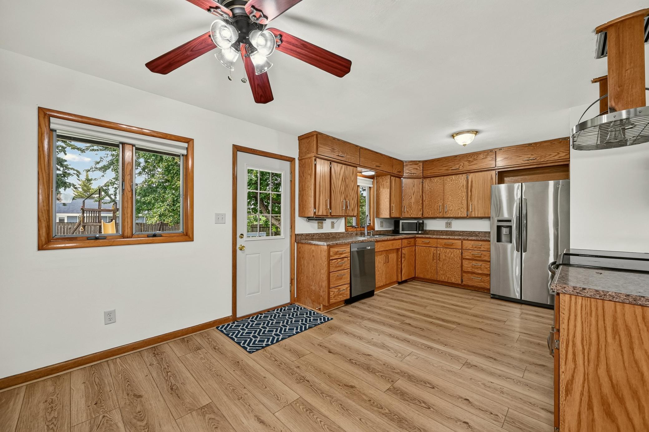 181 E 7th Street Property Photo 8
