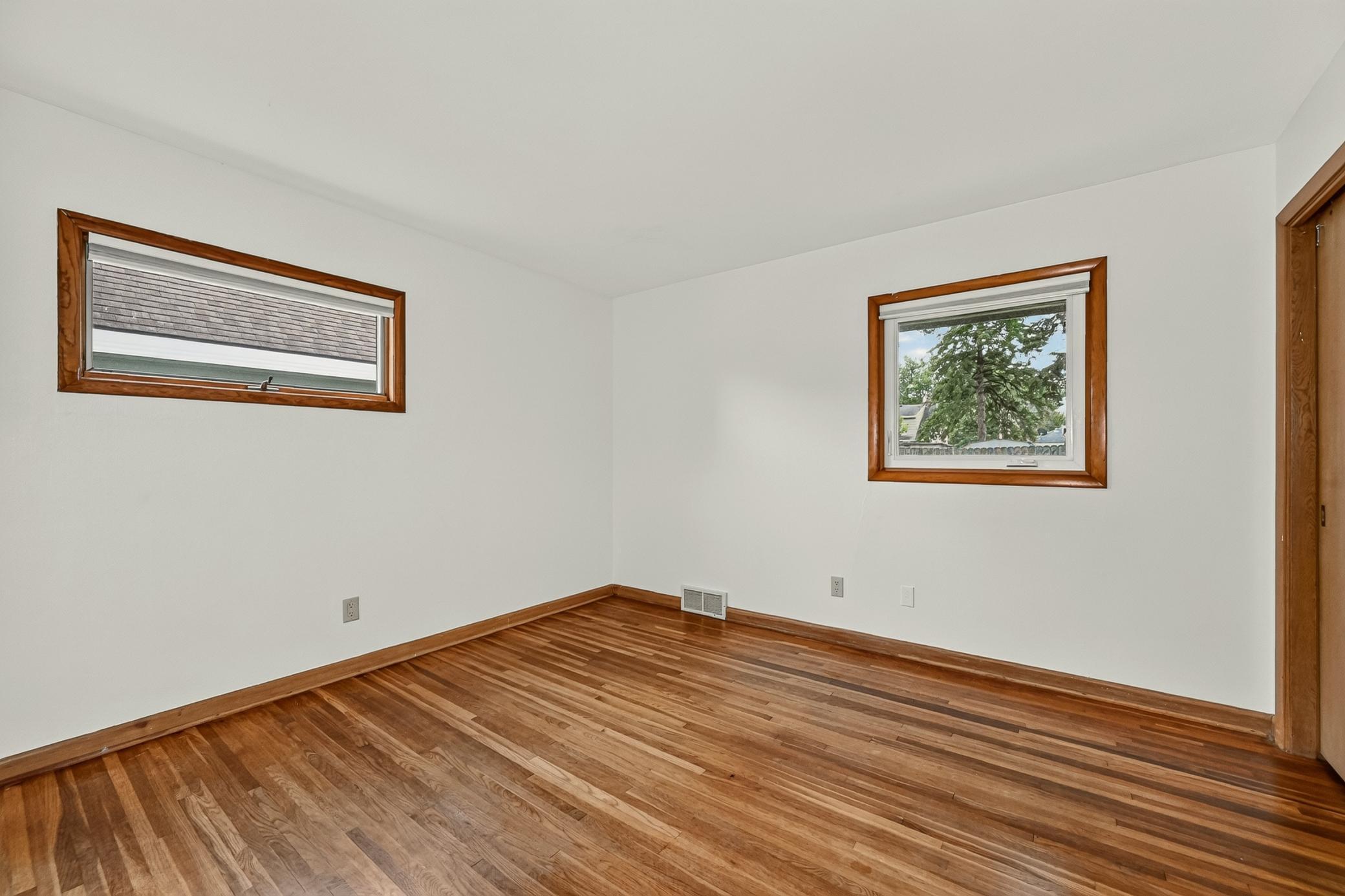 181 E 7th Street Property Photo 13