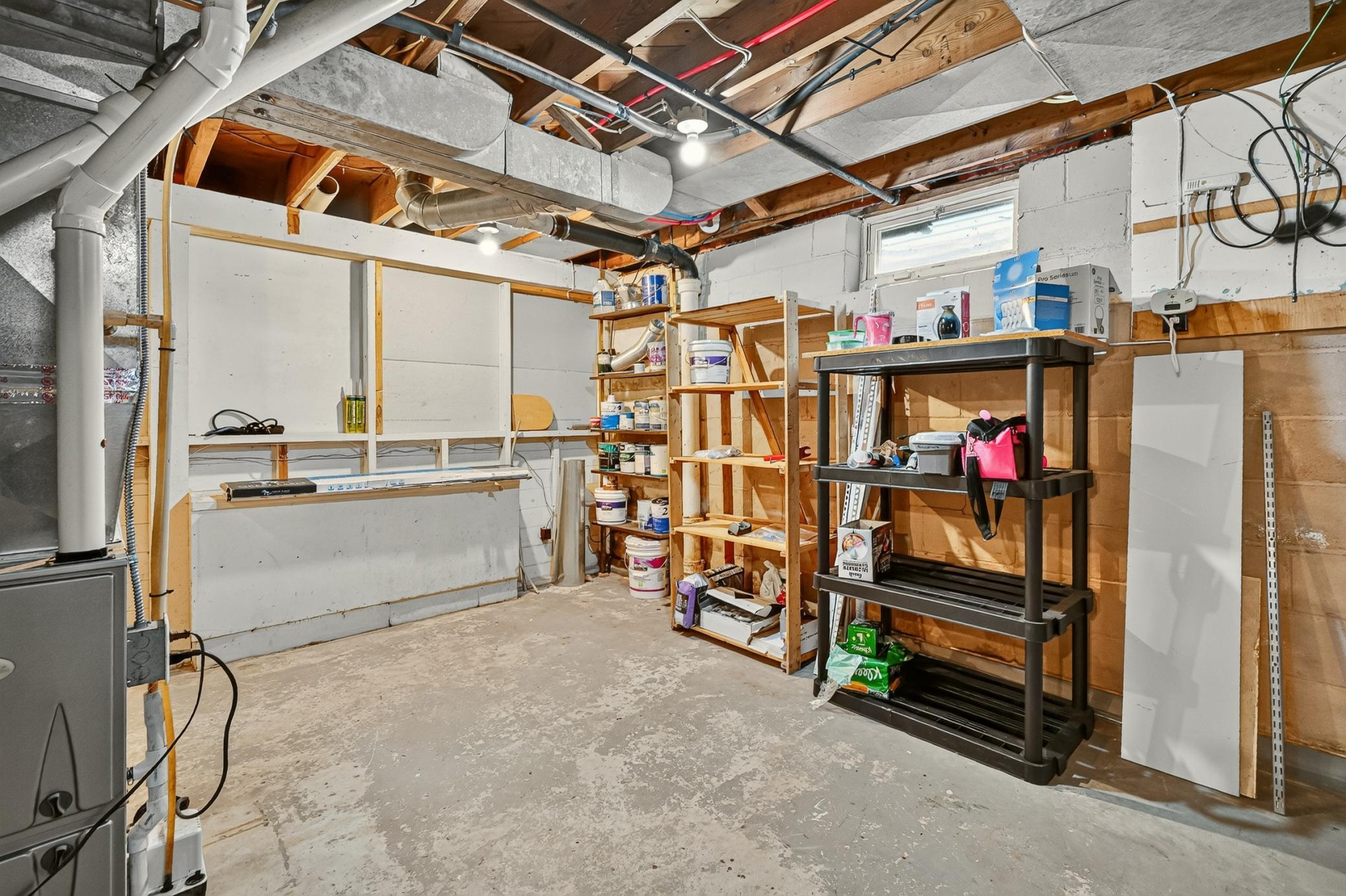 181 E 7th Street Property Photo 25