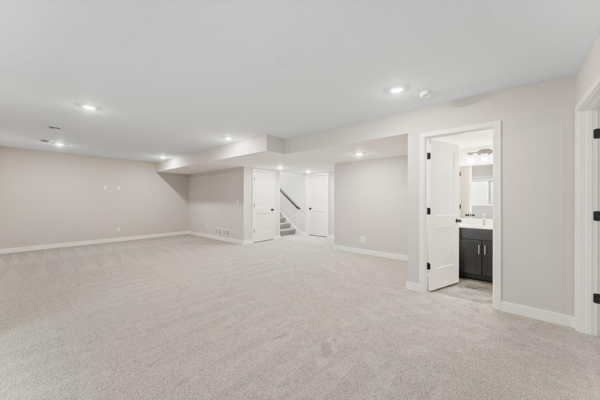 7624 22nd Avenue E Property Photo 37
