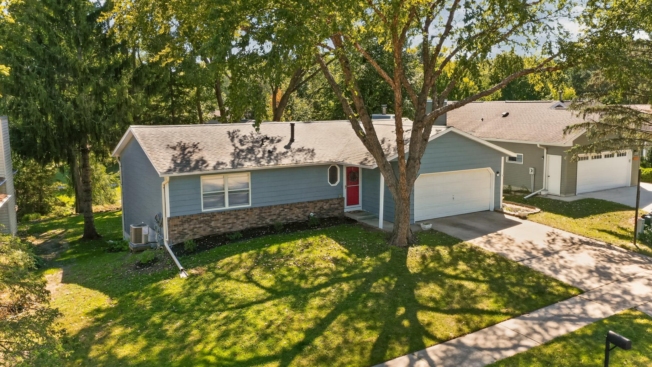 422 Chalet Drive Nw Property Photo 1