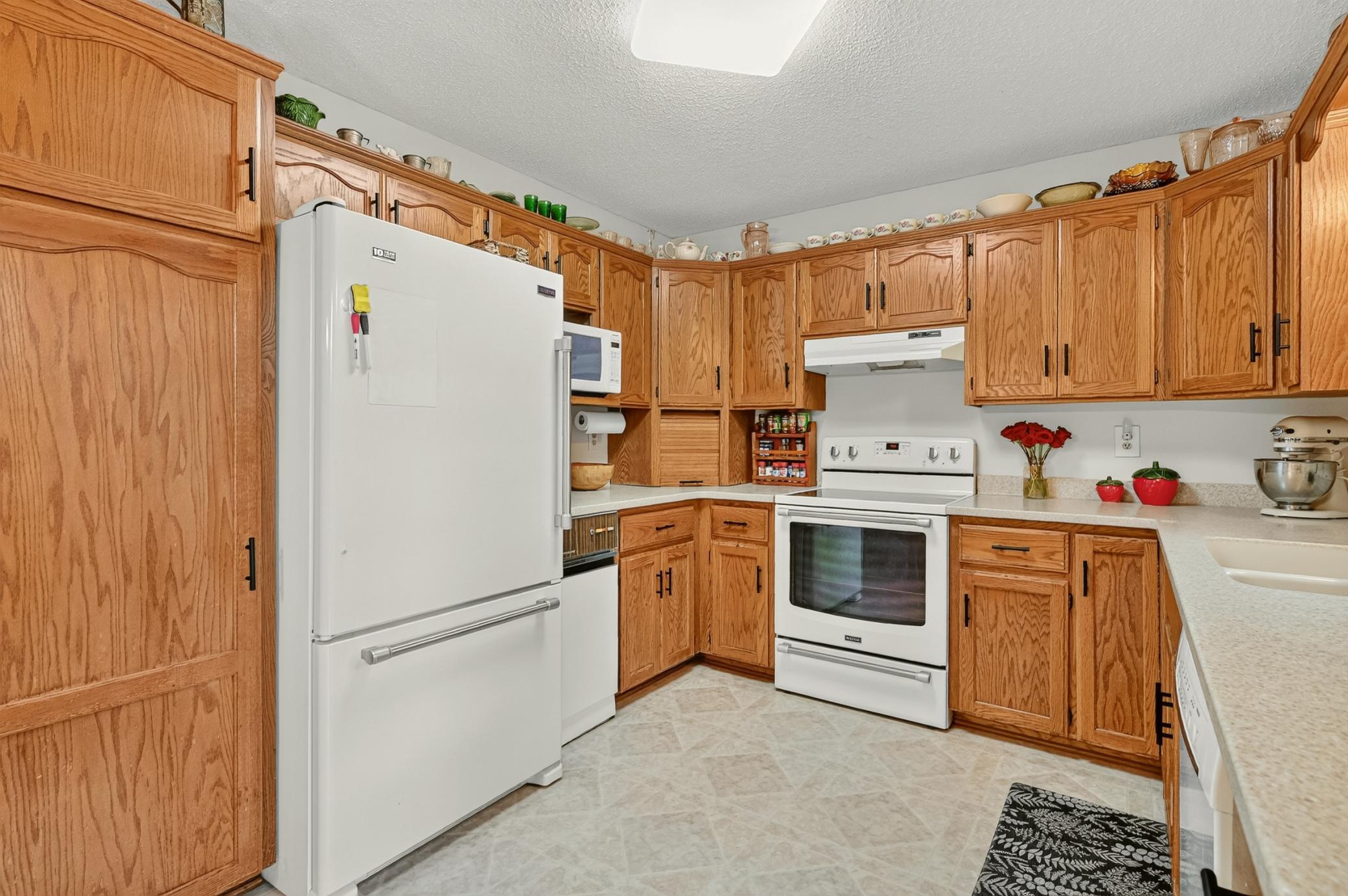 422 Chalet Drive Nw Property Photo 20