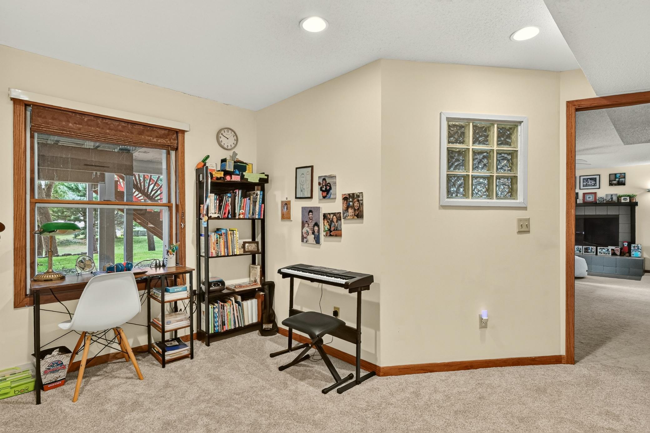 422 Chalet Drive Nw Property Photo 30