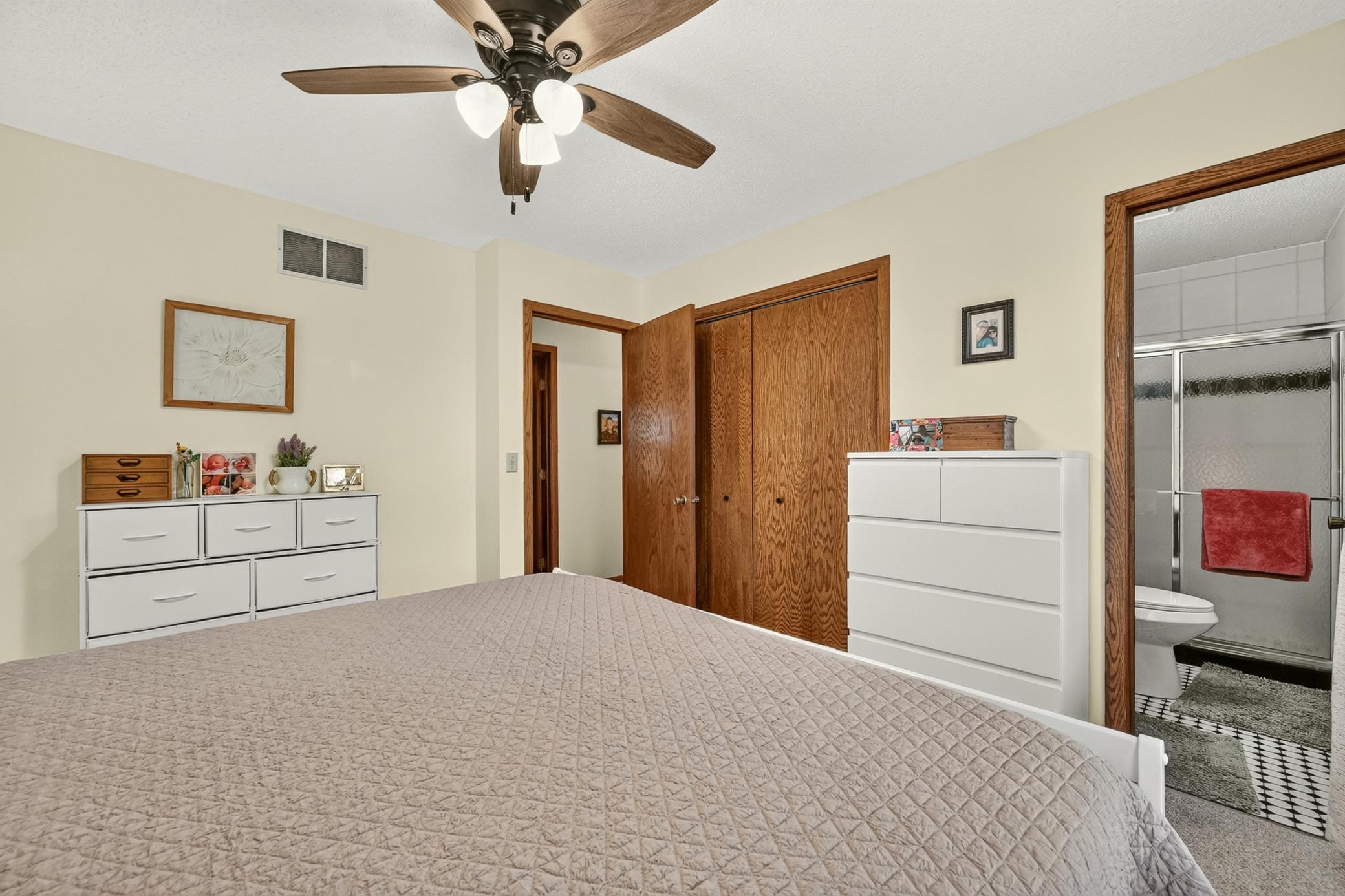 422 Chalet Drive Nw Property Photo 34