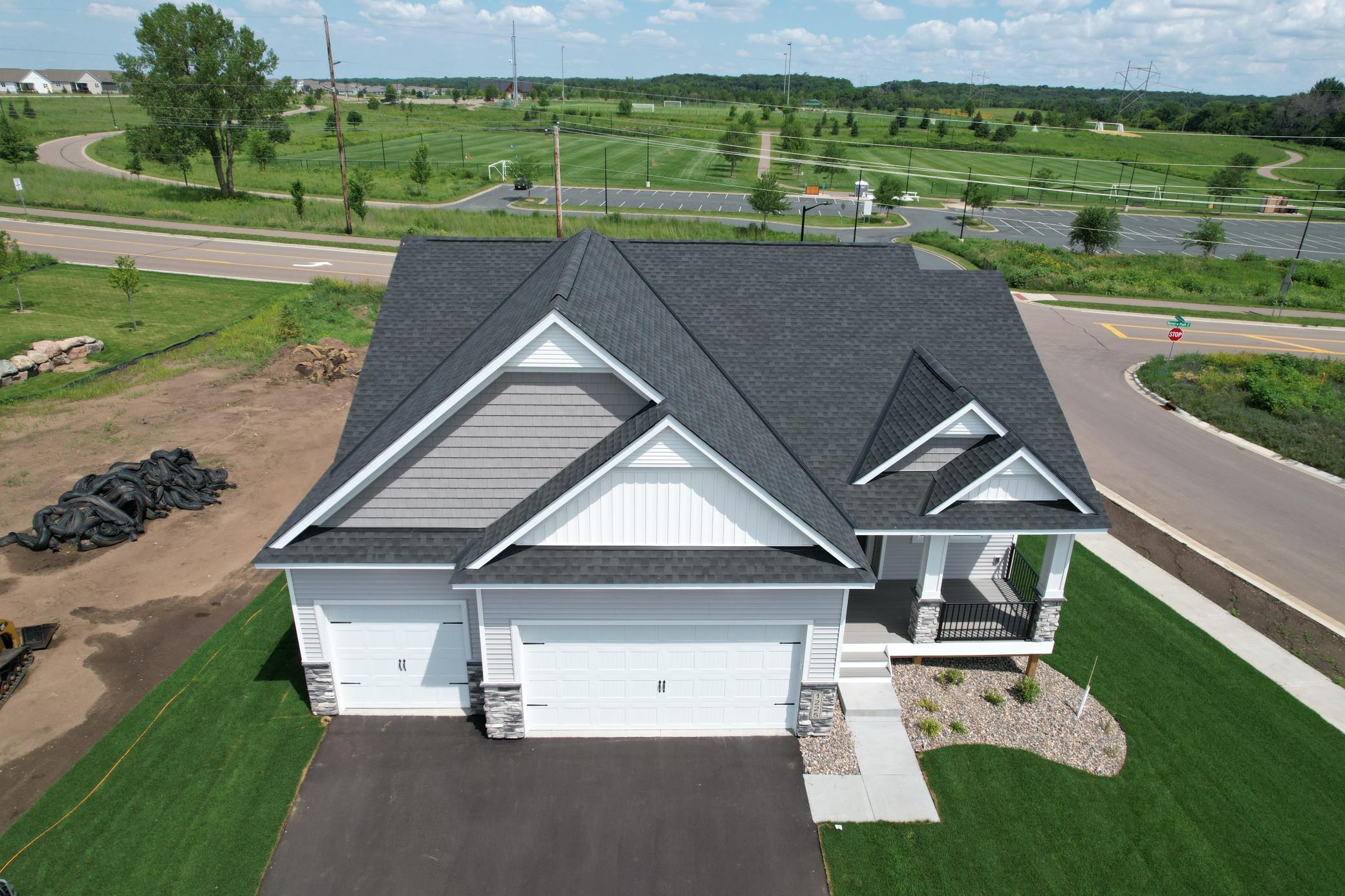 1225 136th Street E Property Photo 1