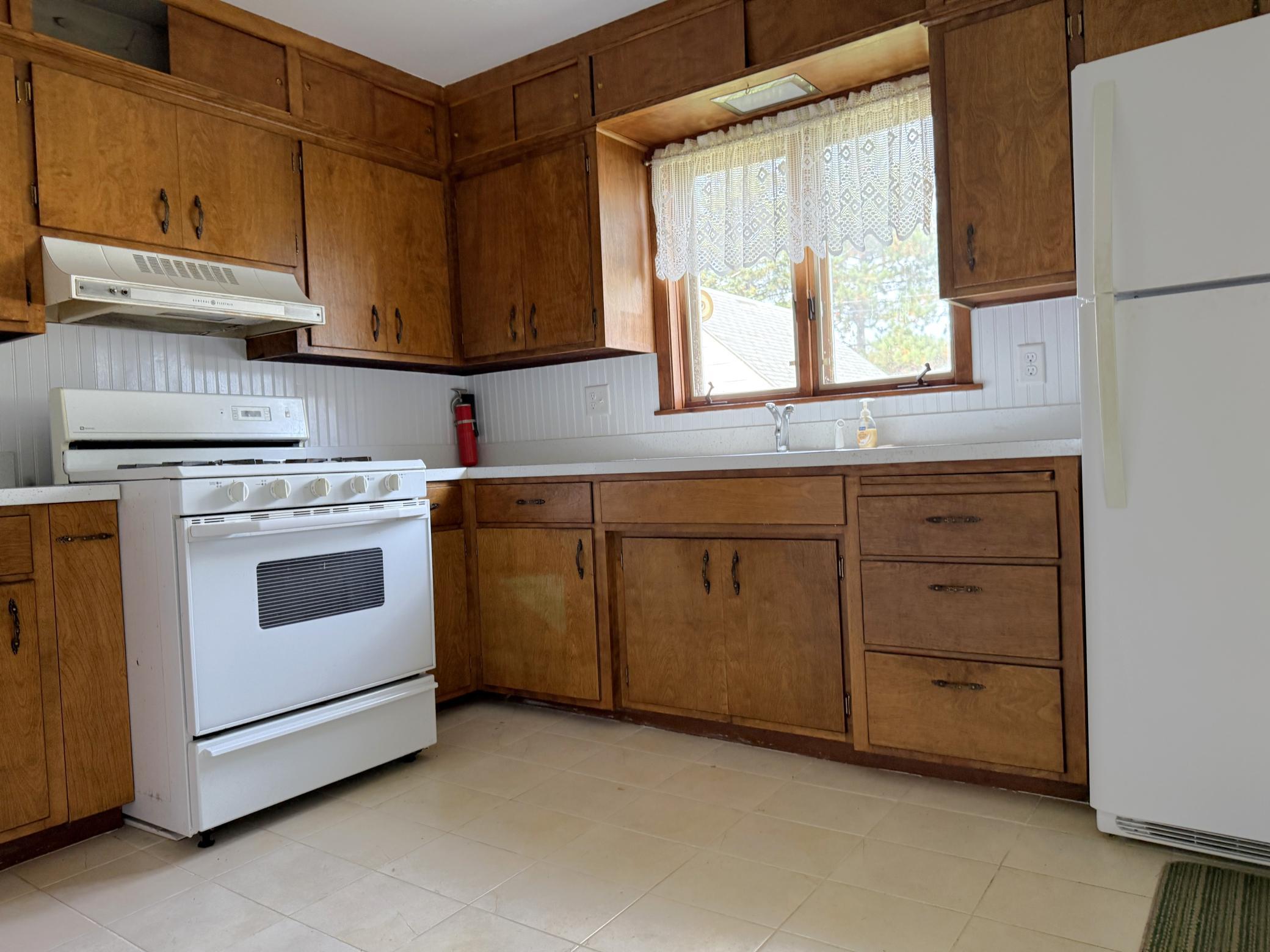 623 E Pattison Street Property Photo 2