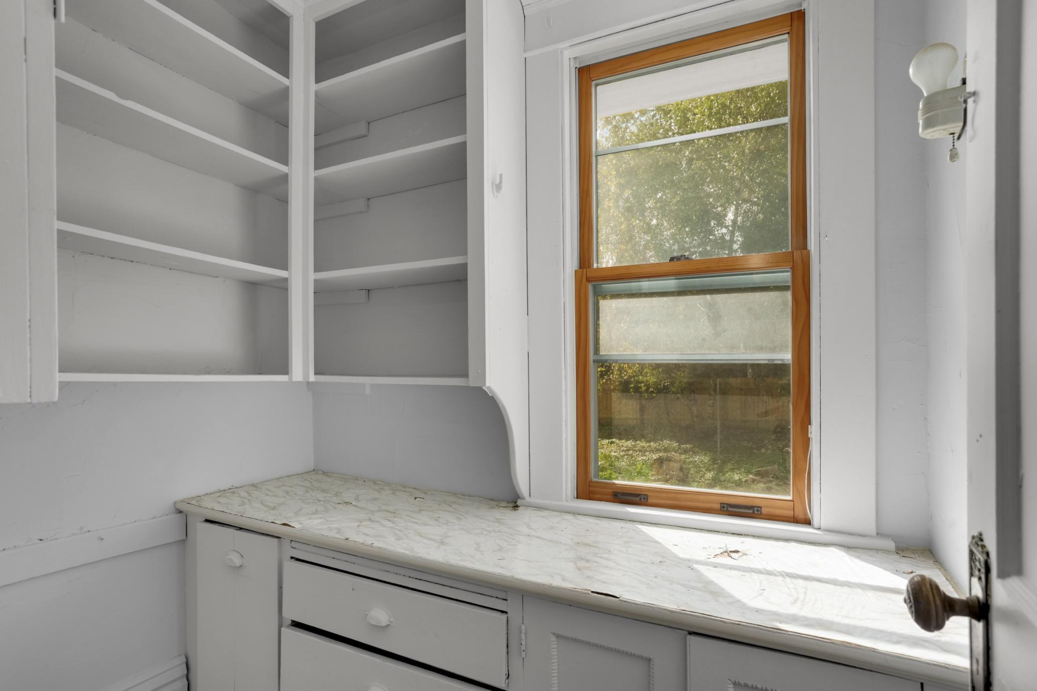 207 W 34th Street Property Photo 20