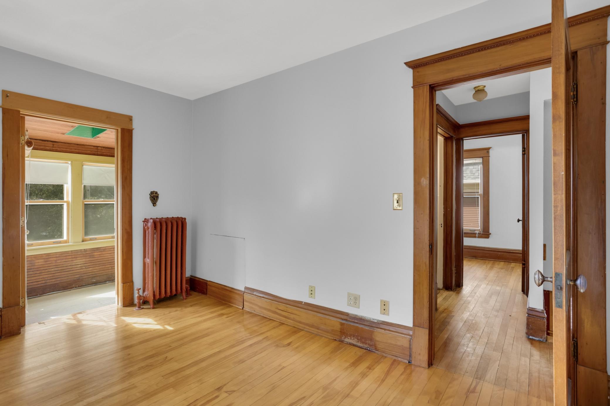 207 W 34th Street Property Photo 26