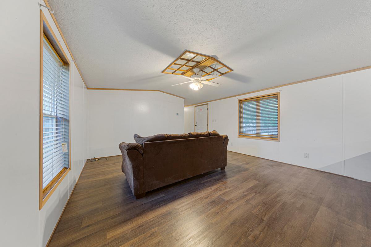 605 E Shakespeare Avenue E Property Photo 12