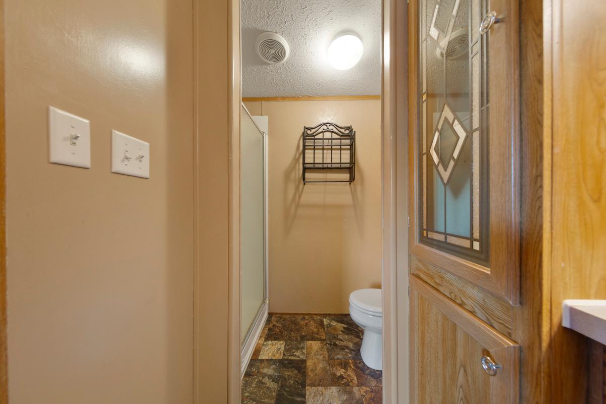605 E Shakespeare Avenue E Property Photo 19
