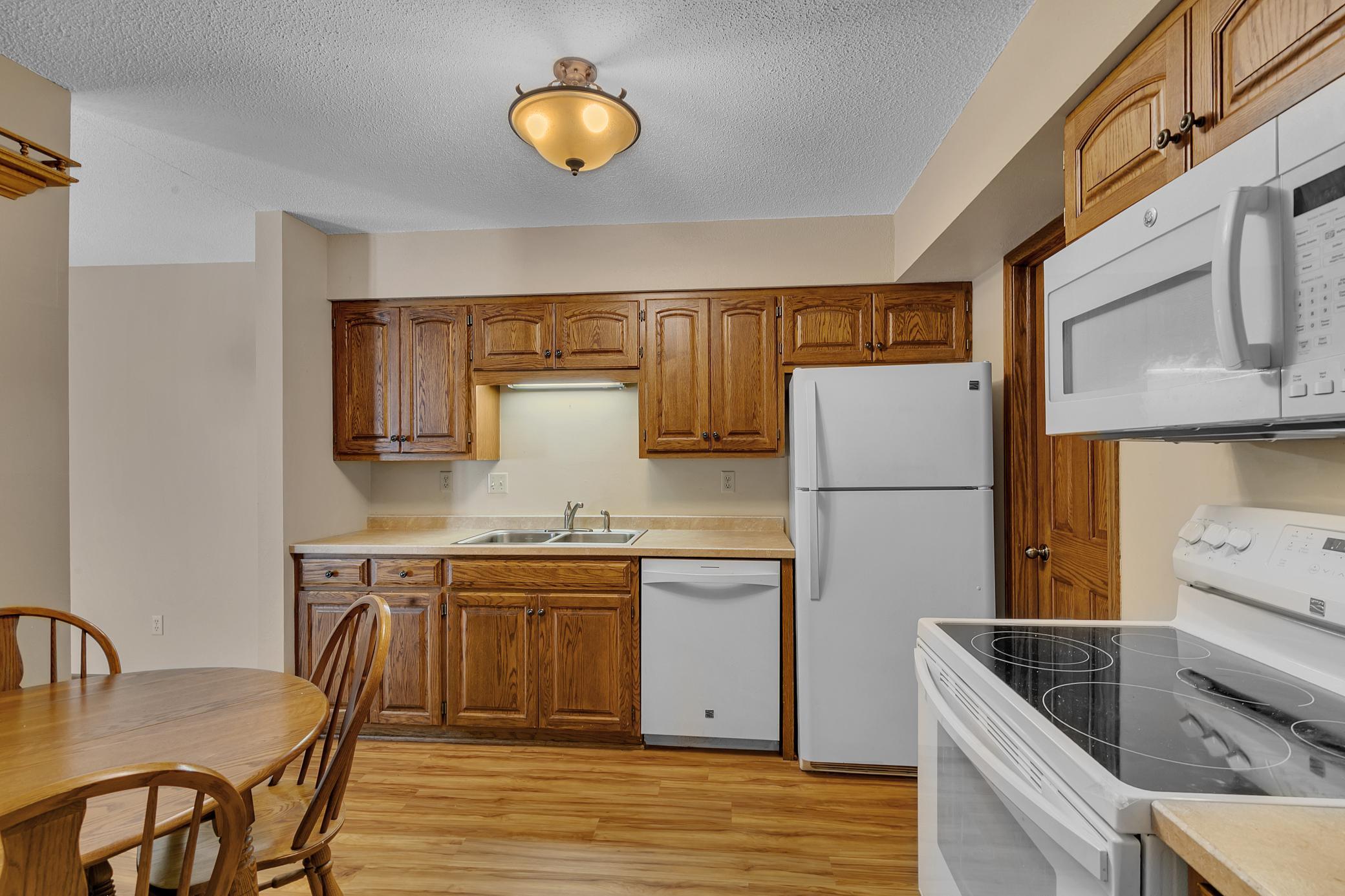 1582 14th Street Se Property Photo 2