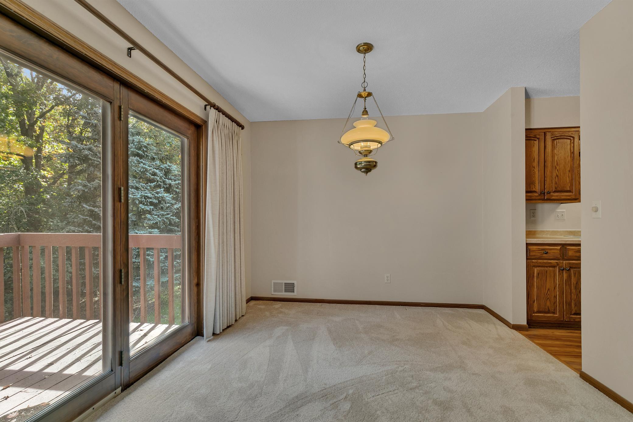 1582 14th Street Se Property Photo 6