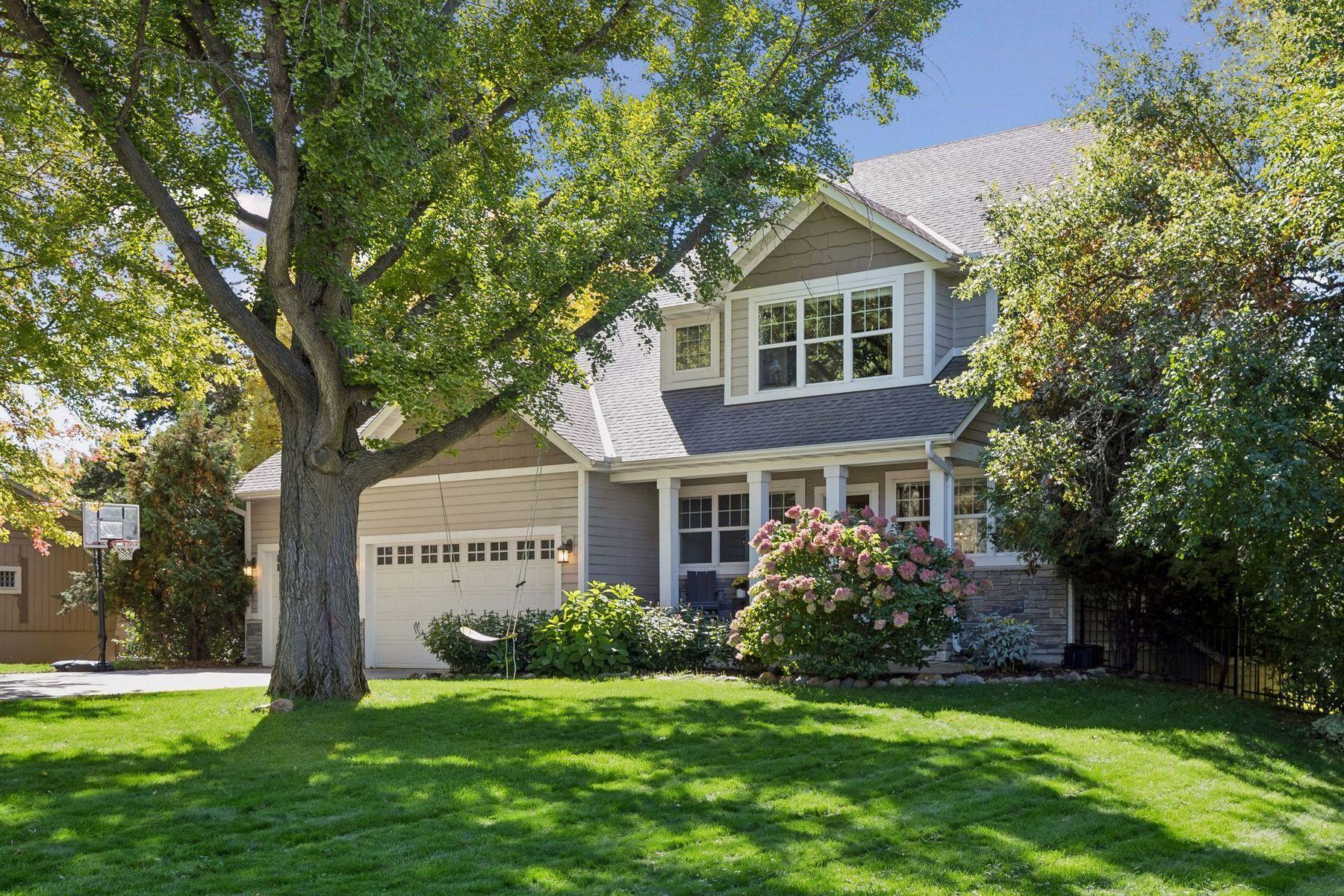 4716 Fairhills Road W Property Photo 1