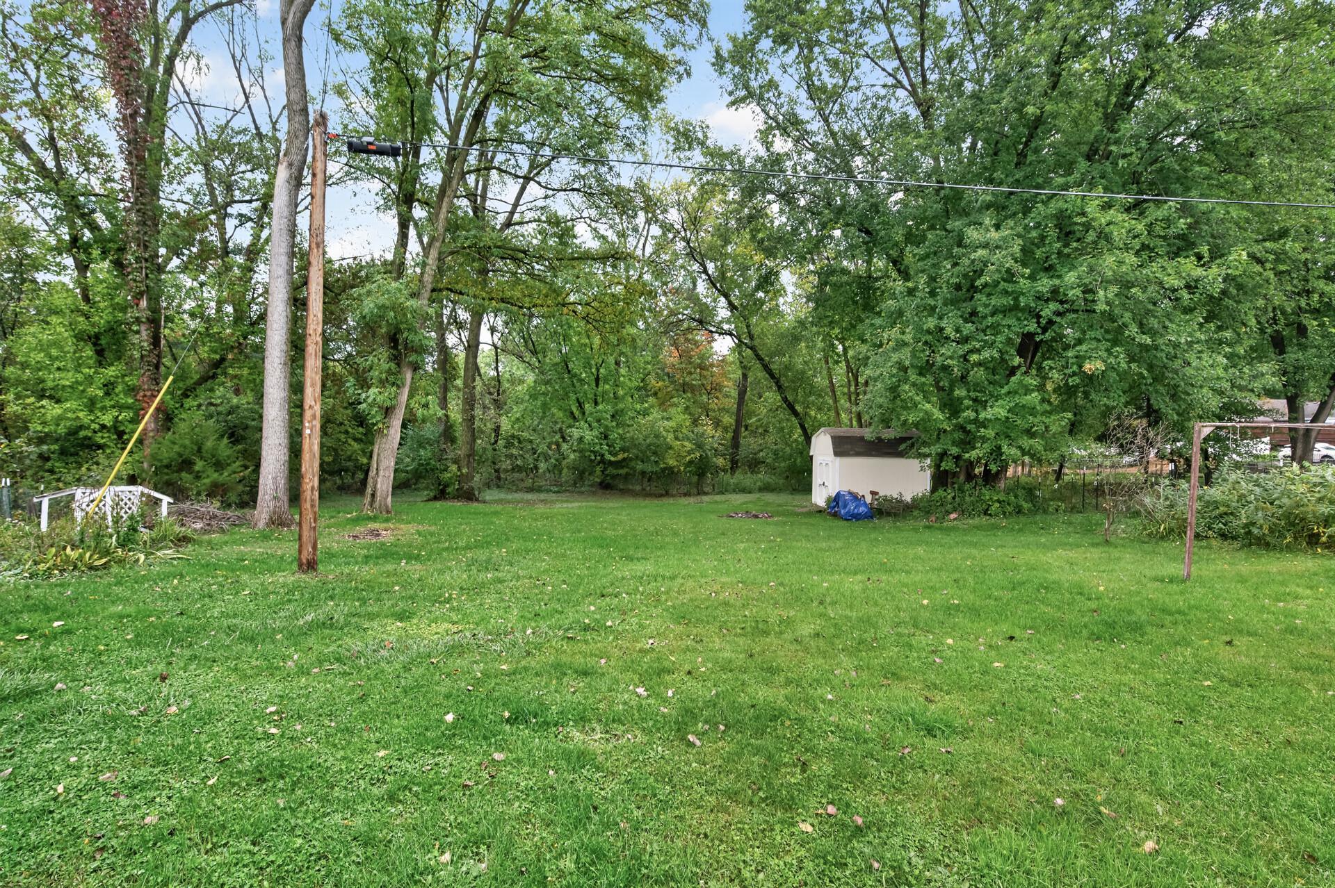 423 Greeley Street N Property Photo 29