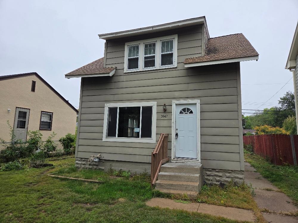 3947 Unity Avenue N Property Photo 1