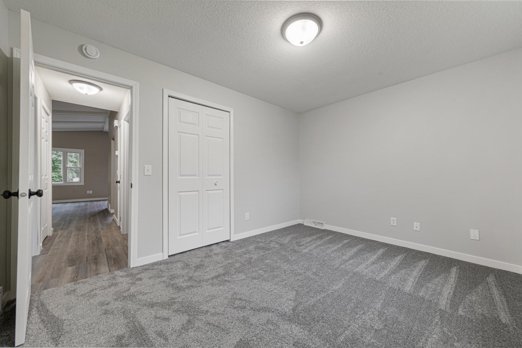 8101 Ewing Avenue N Property Photo 25