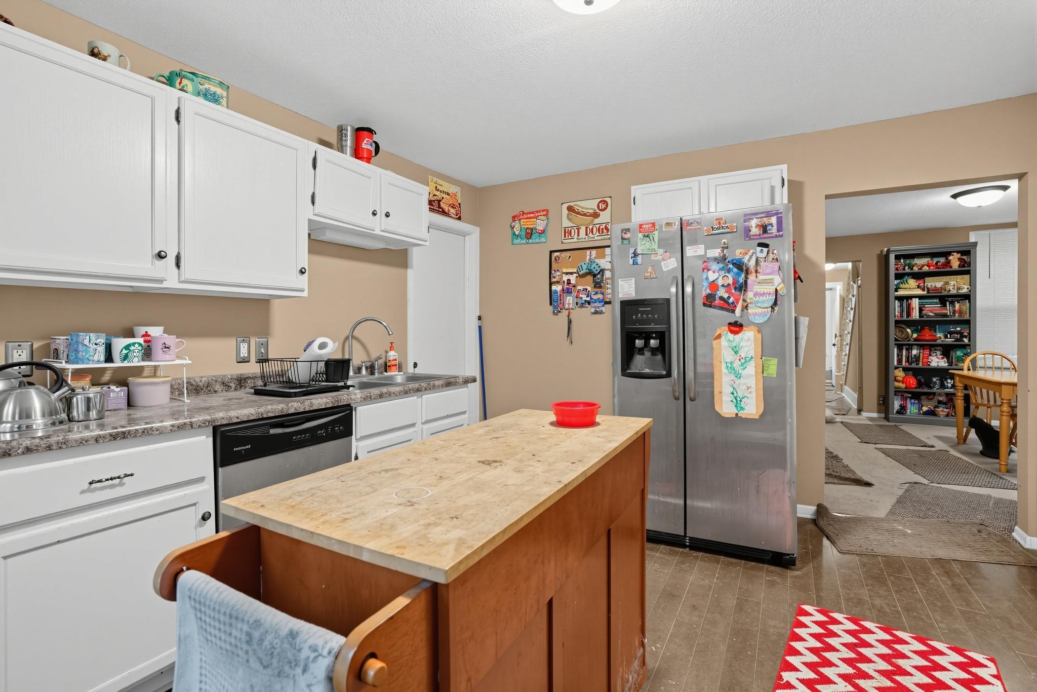 872 Lawson Avenue E Property Photo 4