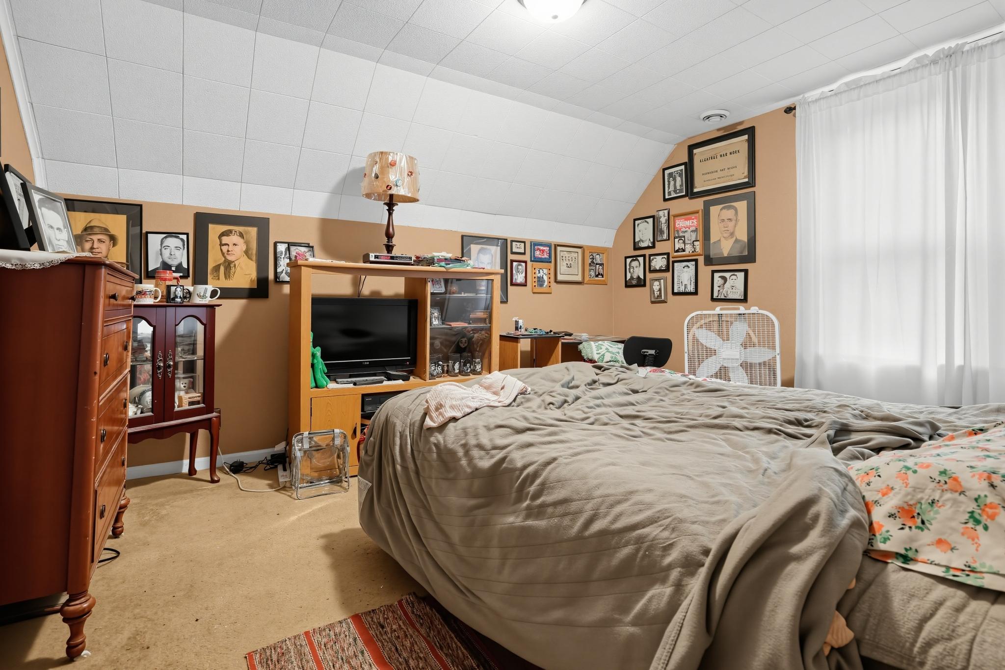 872 Lawson Avenue E Property Photo 11