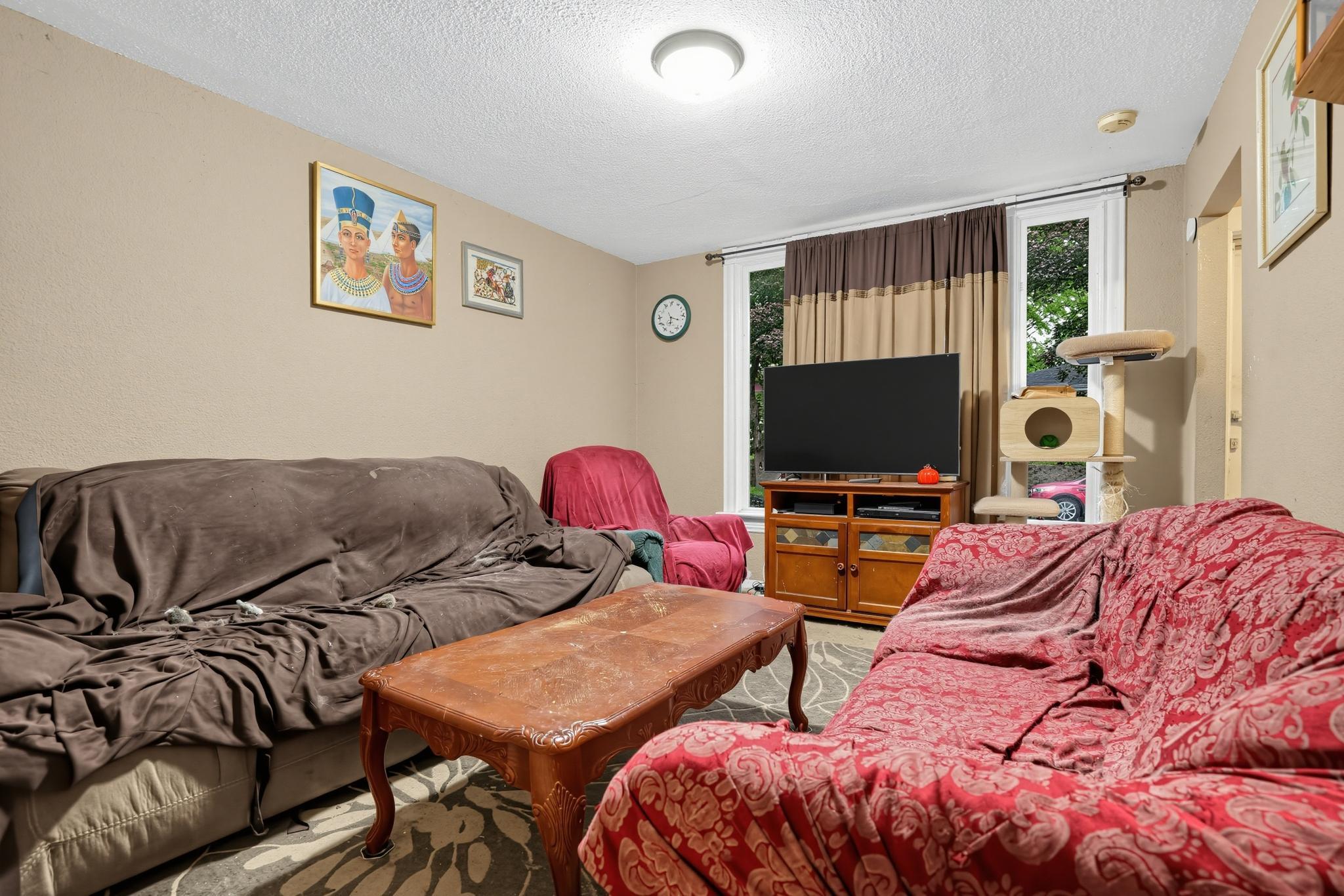 872 Lawson Avenue E Property Photo 15