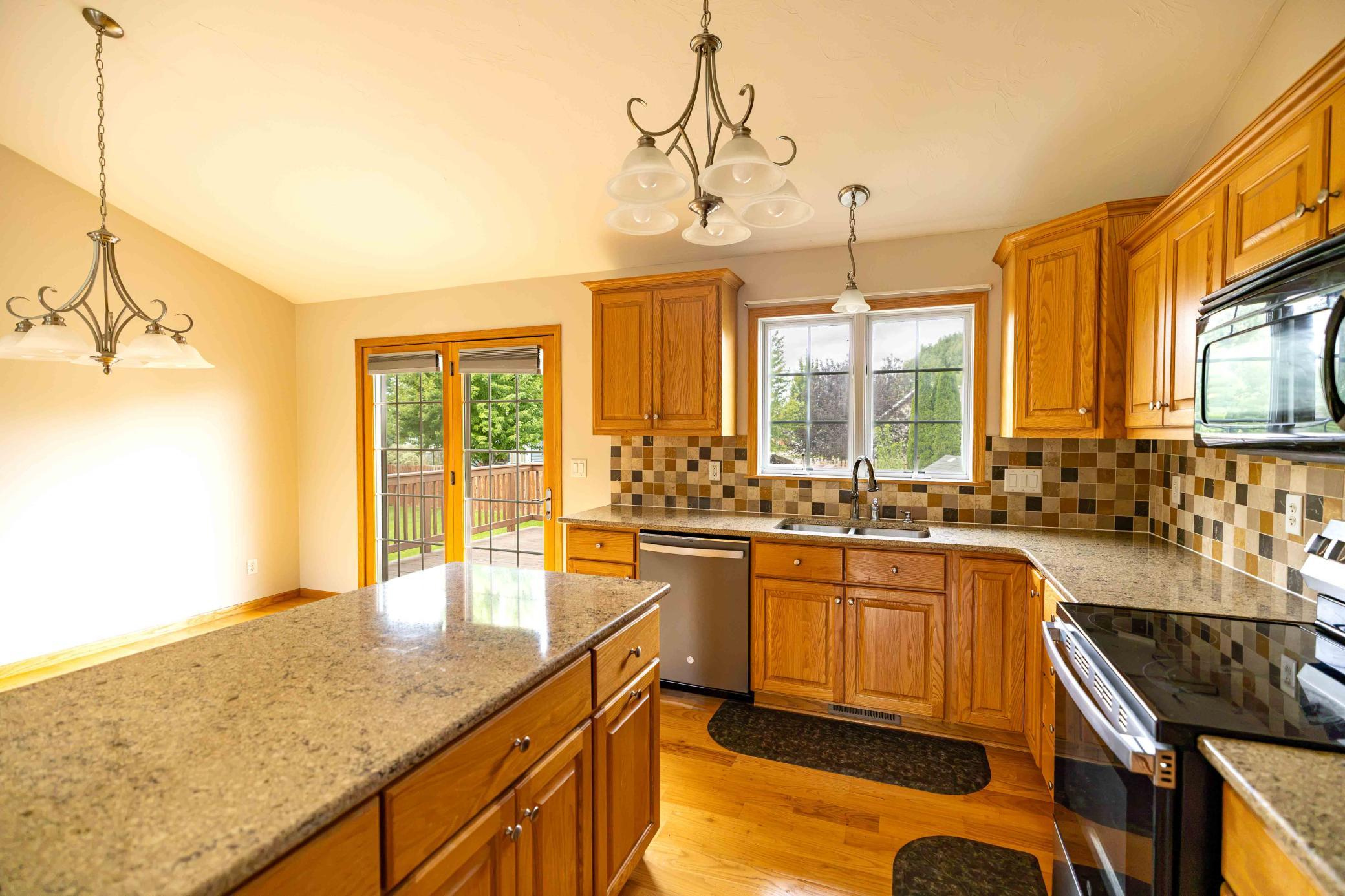 608 Colodoro Lane Property Photo 11