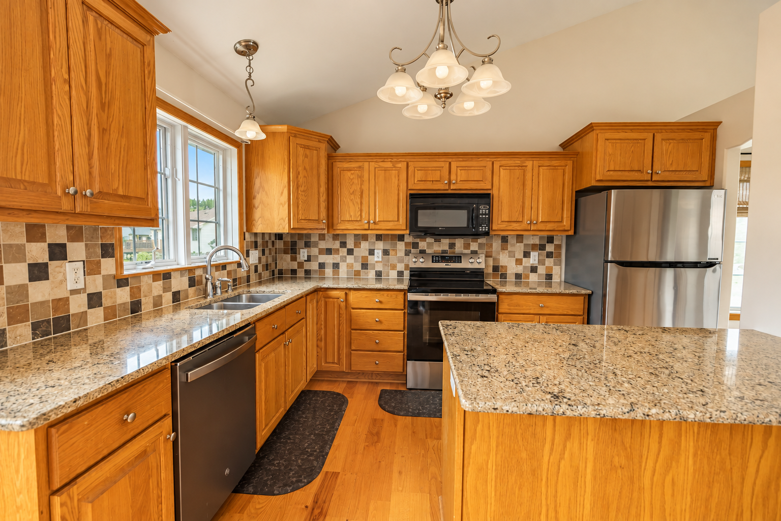 608 Colodoro Lane Property Photo 12