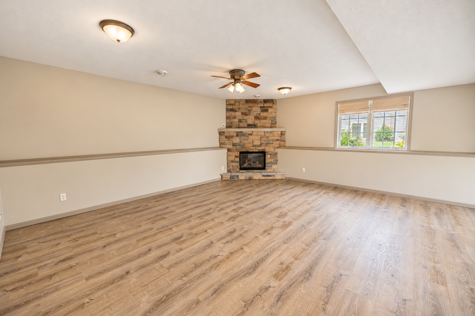 608 Colodoro Lane Property Photo 28