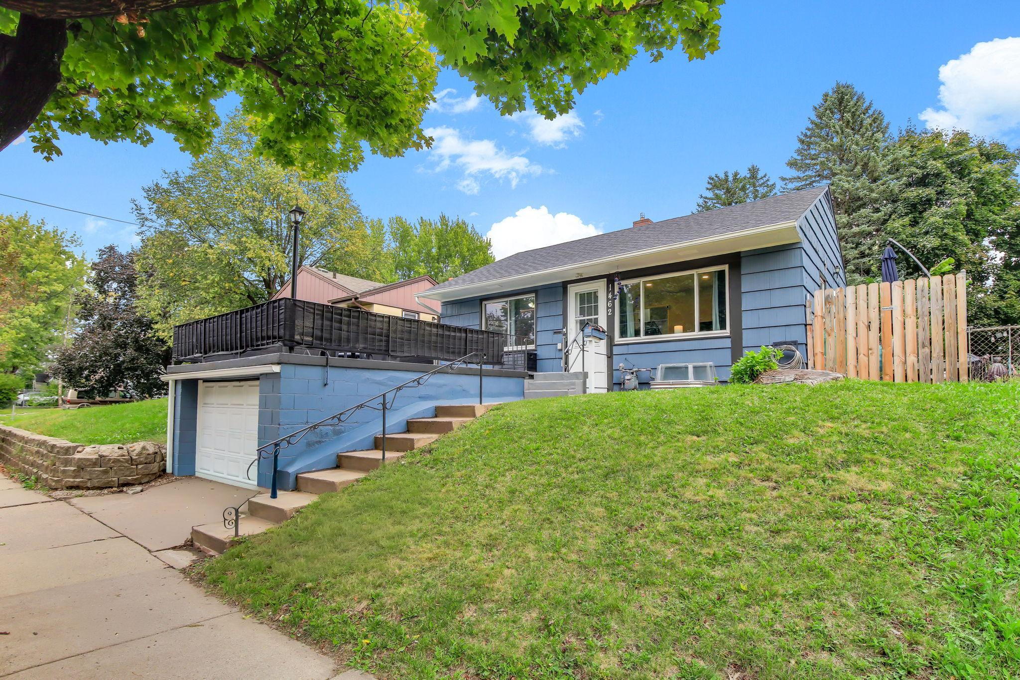1462 Hazelwood Street Property Photo 1