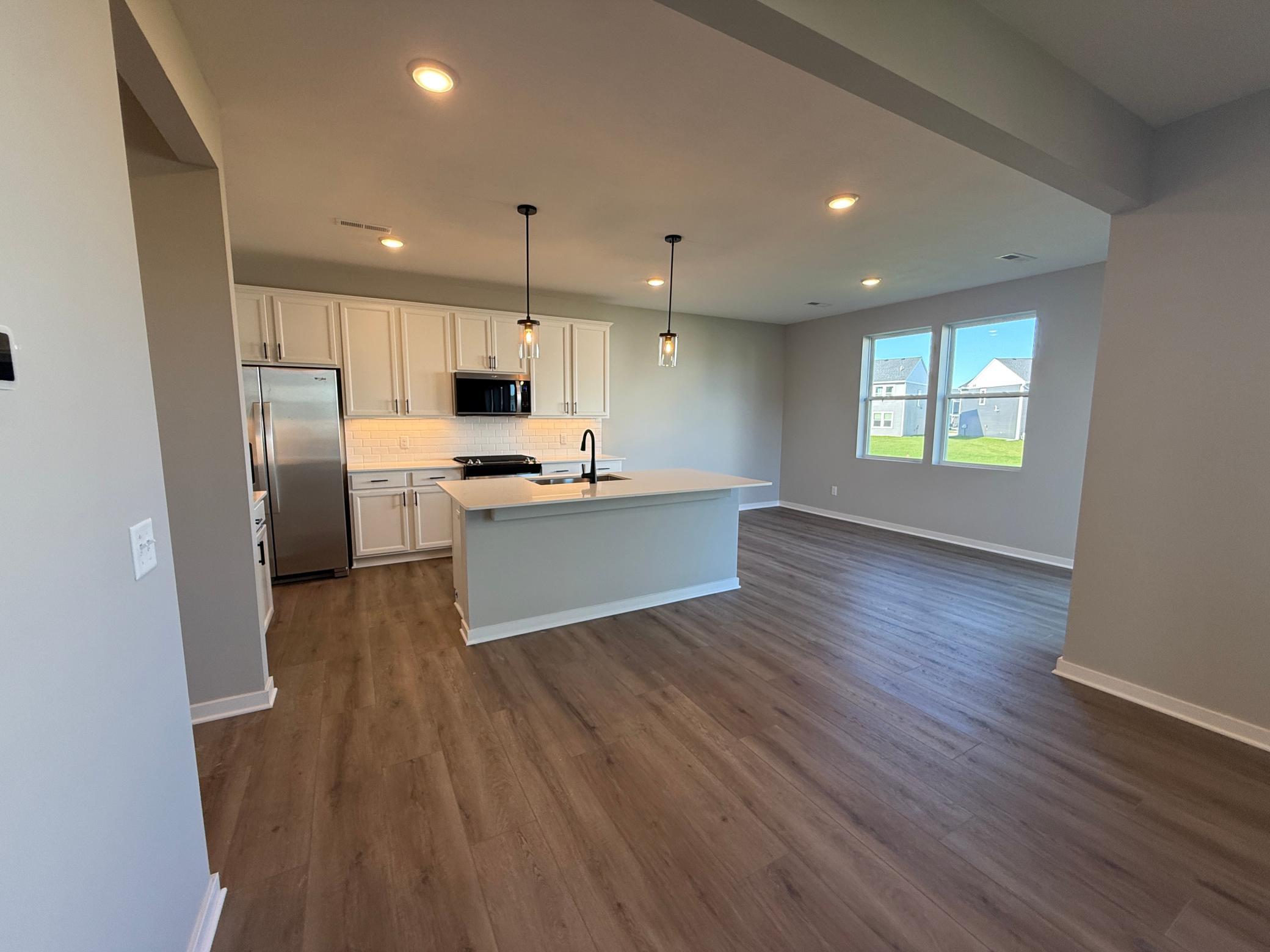 15165 Amber Fields Boulevard Property Photo 5