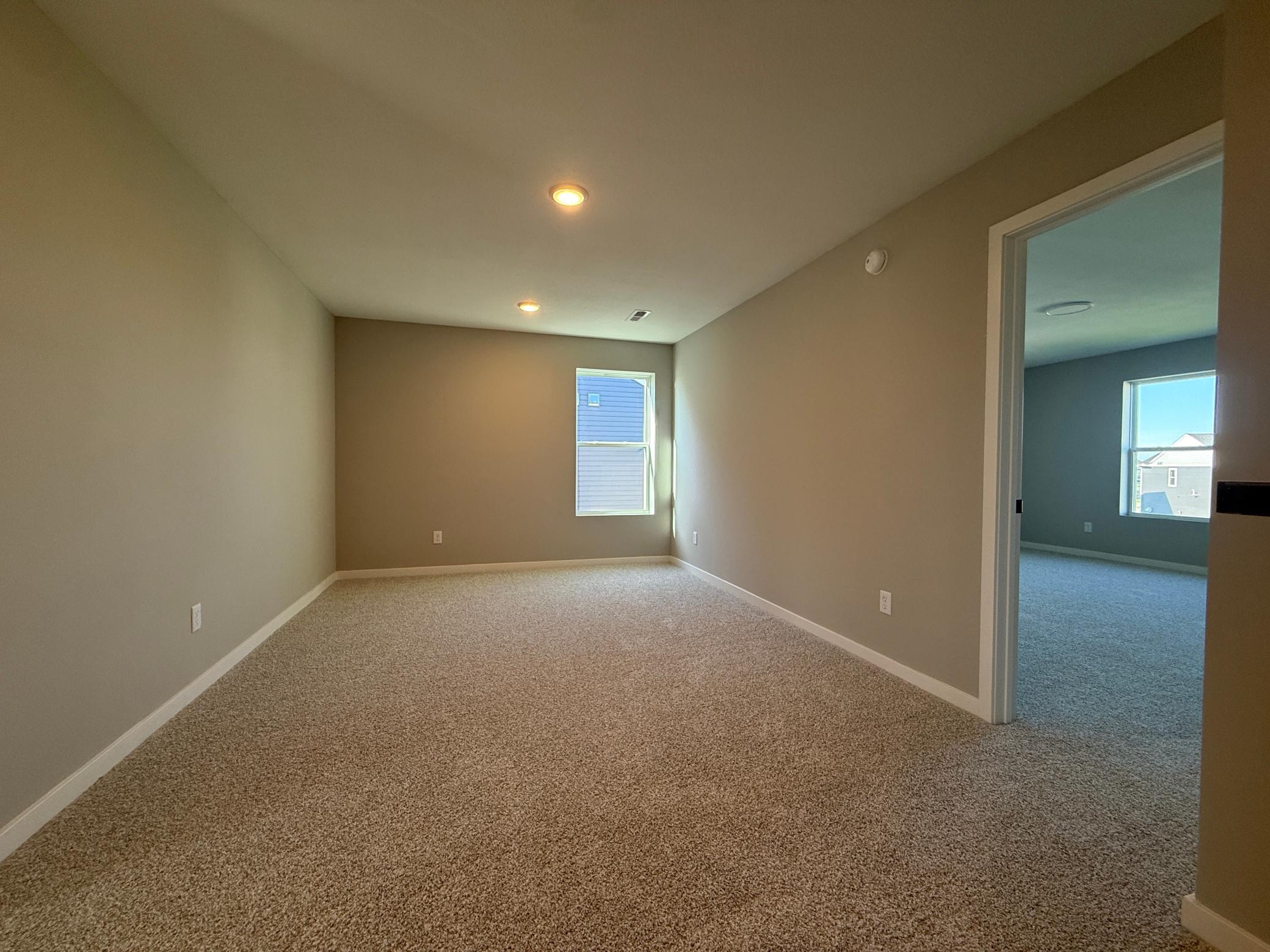 15165 Amber Fields Boulevard Property Photo 10
