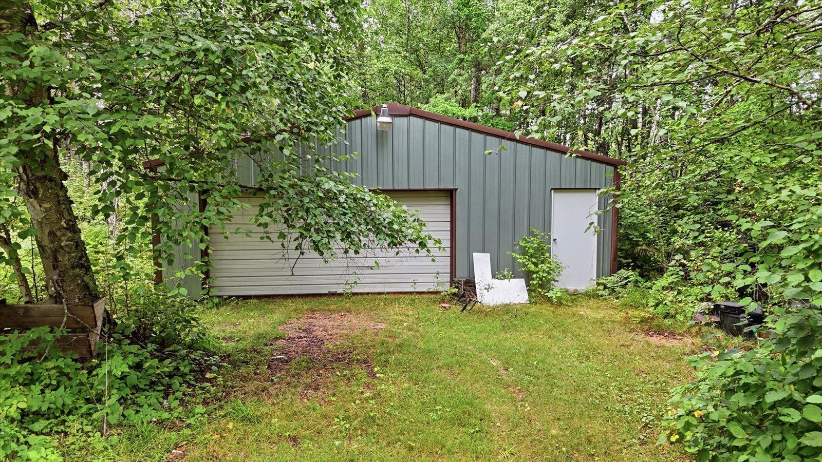 7961 Carpenter Road Property Photo 4