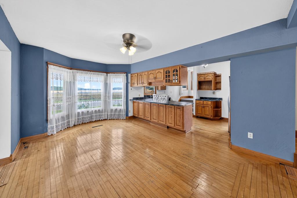 45 4th Avenue Sw Property Photo 2