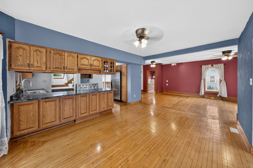 45 4th Avenue Sw Property Photo 3
