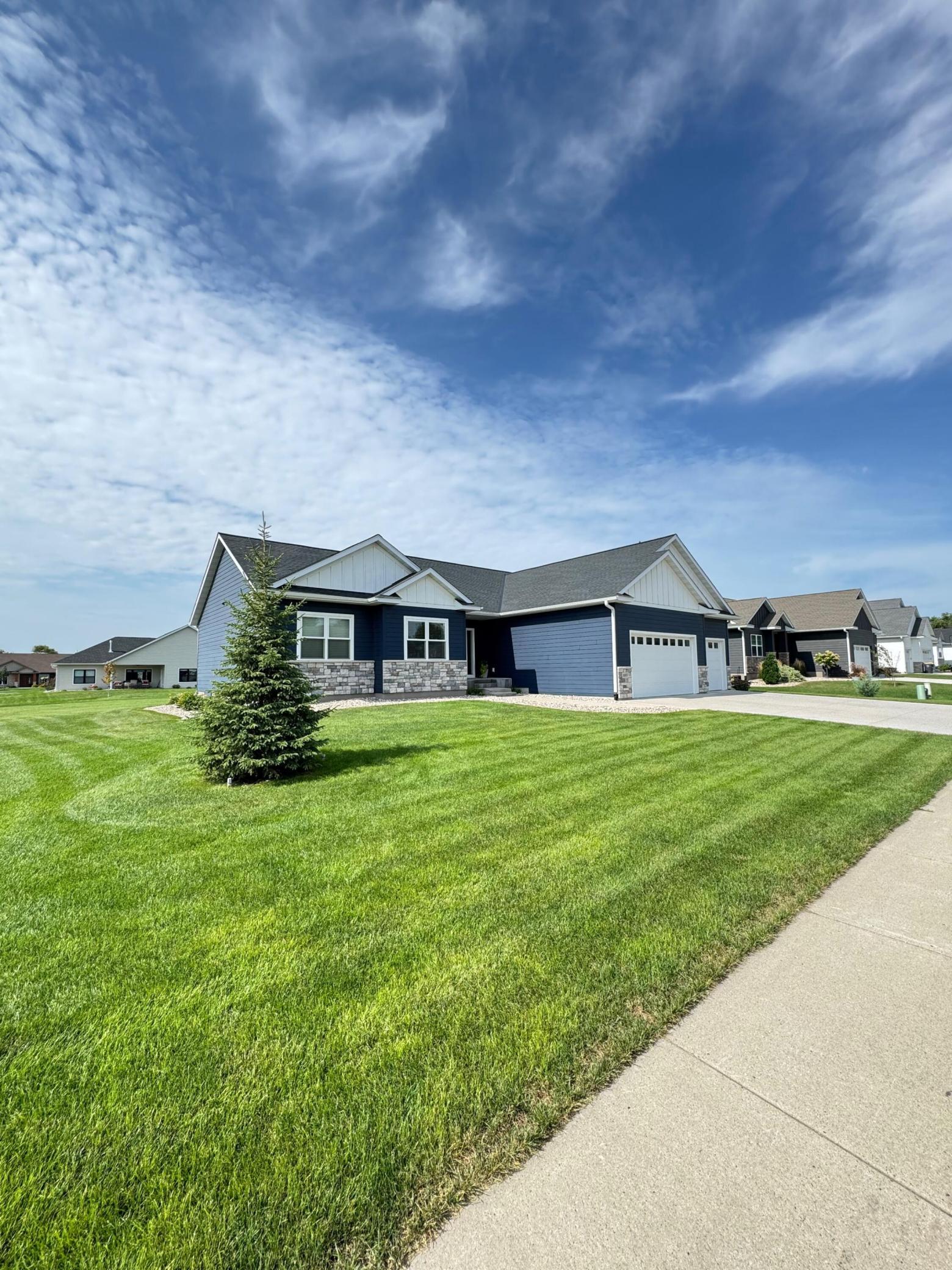 1807 Raymond Drive Property Photo 1