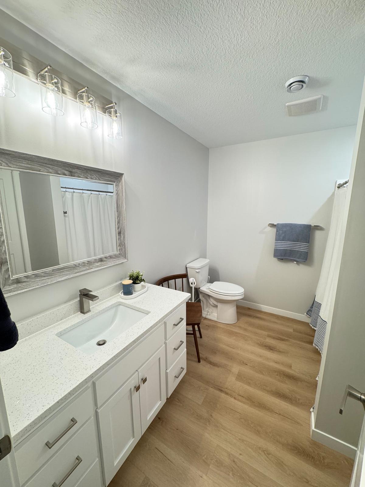 1807 Raymond Drive Property Photo 14