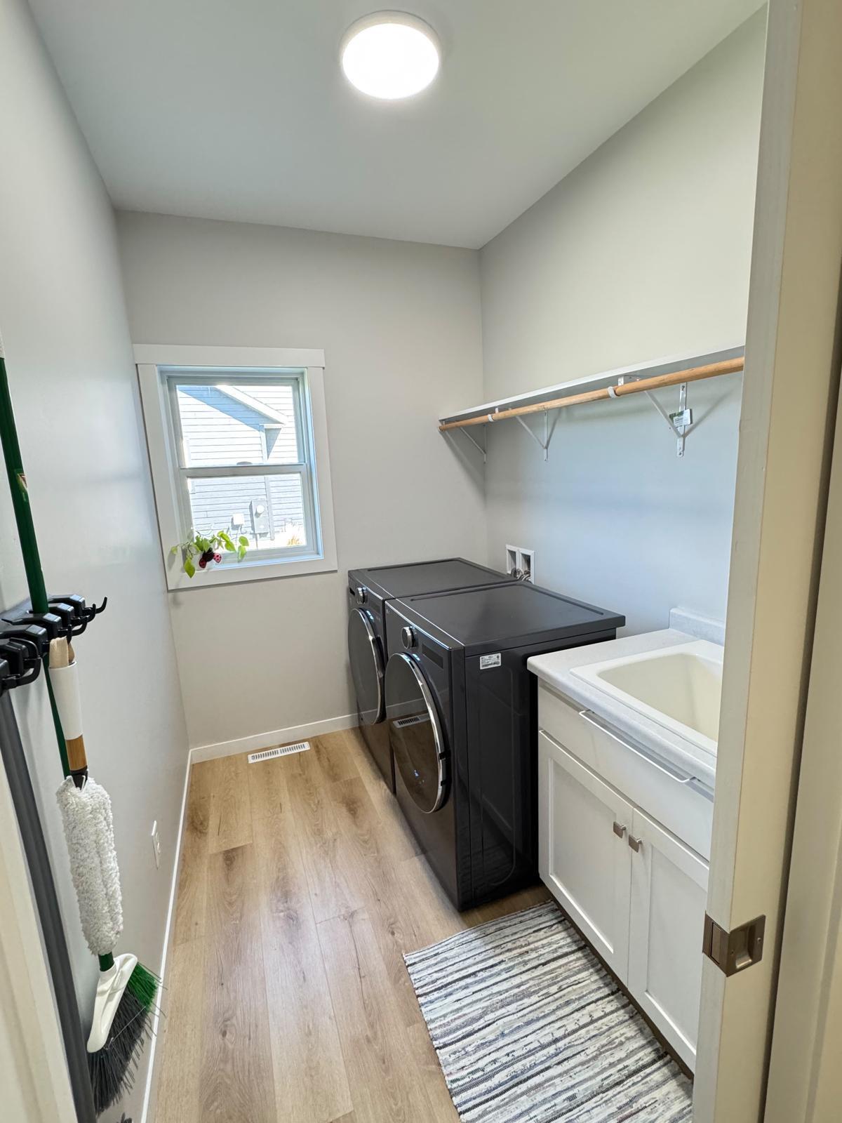 1807 Raymond Drive Property Photo 15