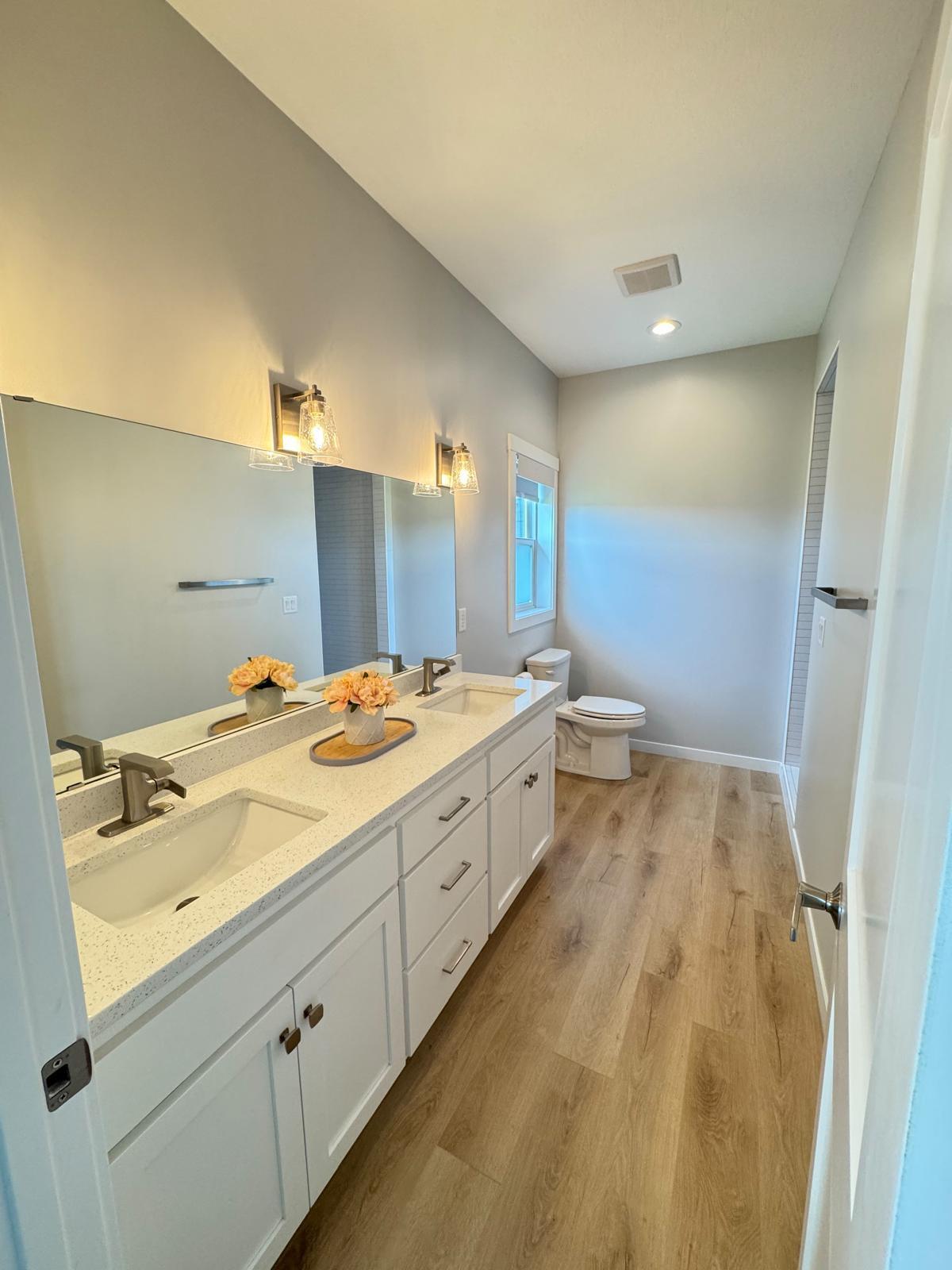 1807 Raymond Drive Property Photo 16
