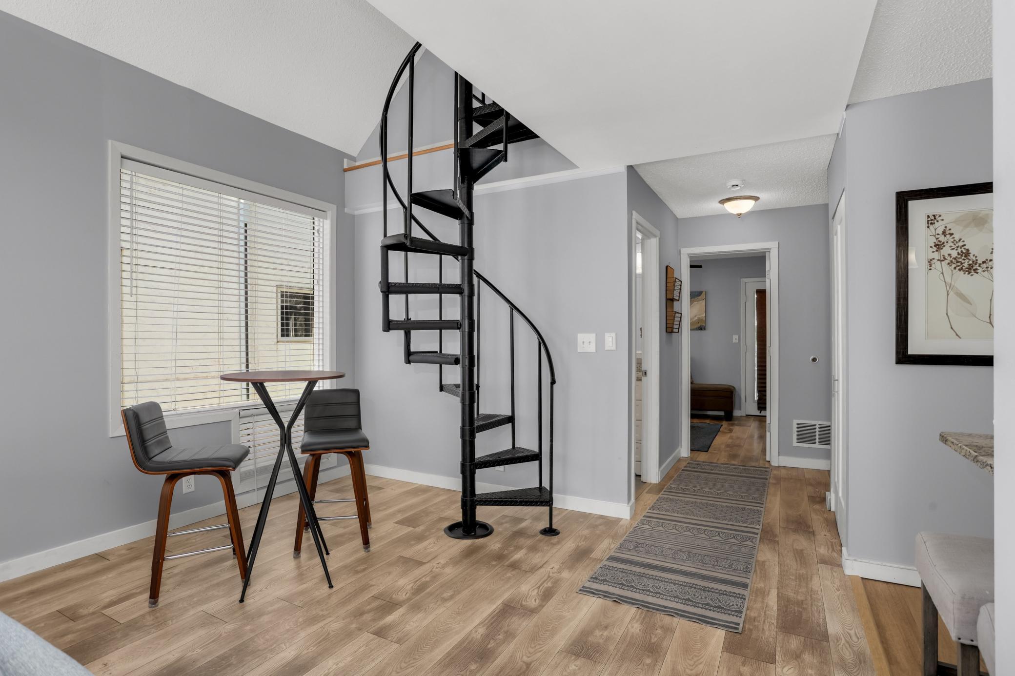 3012 Lake Shore Drive B Property Photo 11