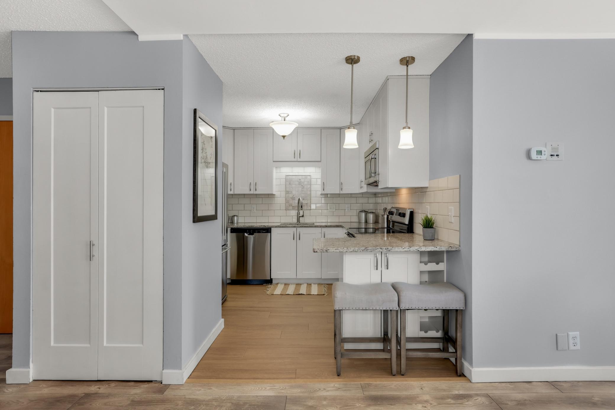3012 Lake Shore Drive B Property Photo 14