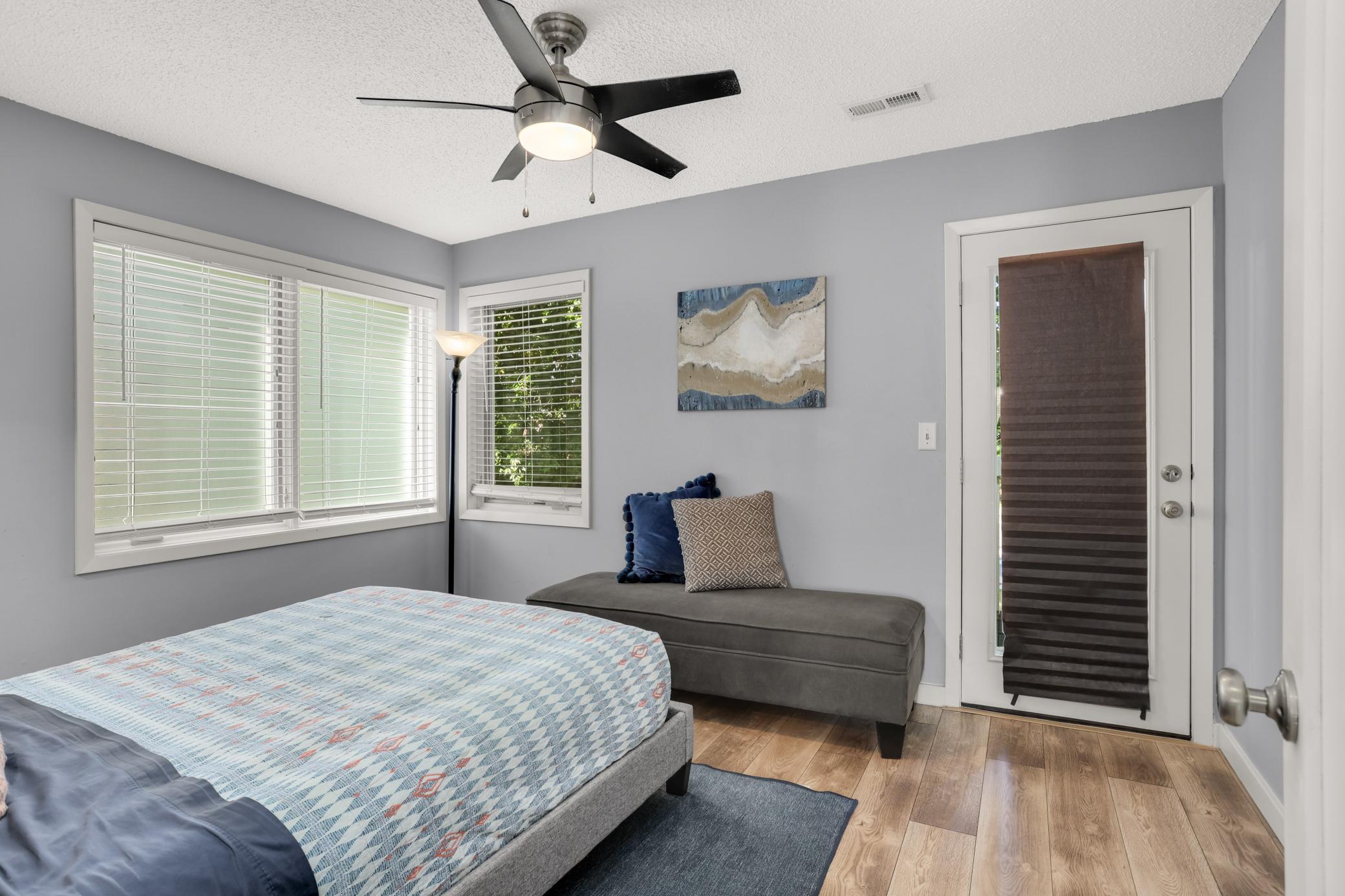 3012 Lake Shore Drive B Property Photo 17