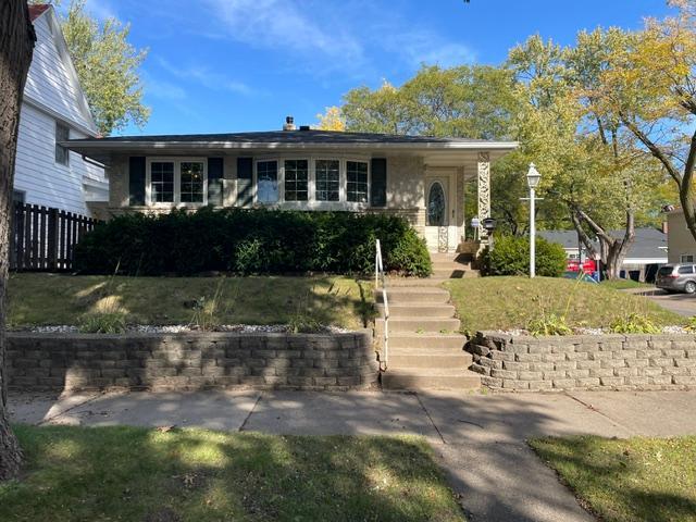 1837 Hawthorne Avenue E Property Photo 1