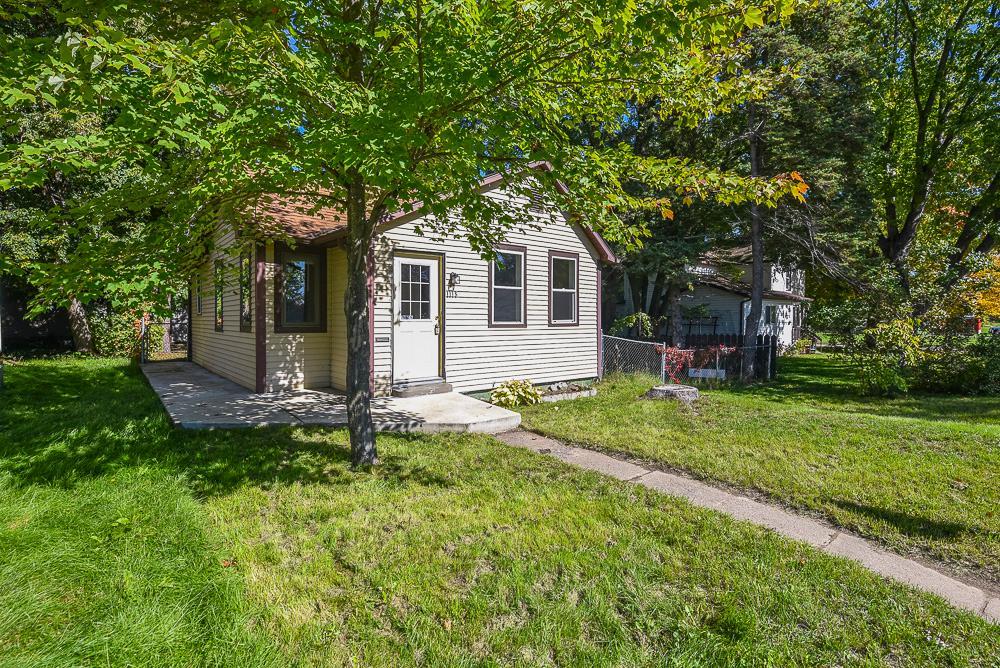 1115 Rosewood Street Property Photo 1