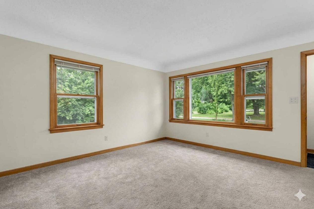 5636 Cedar Avenue S Property Photo 4