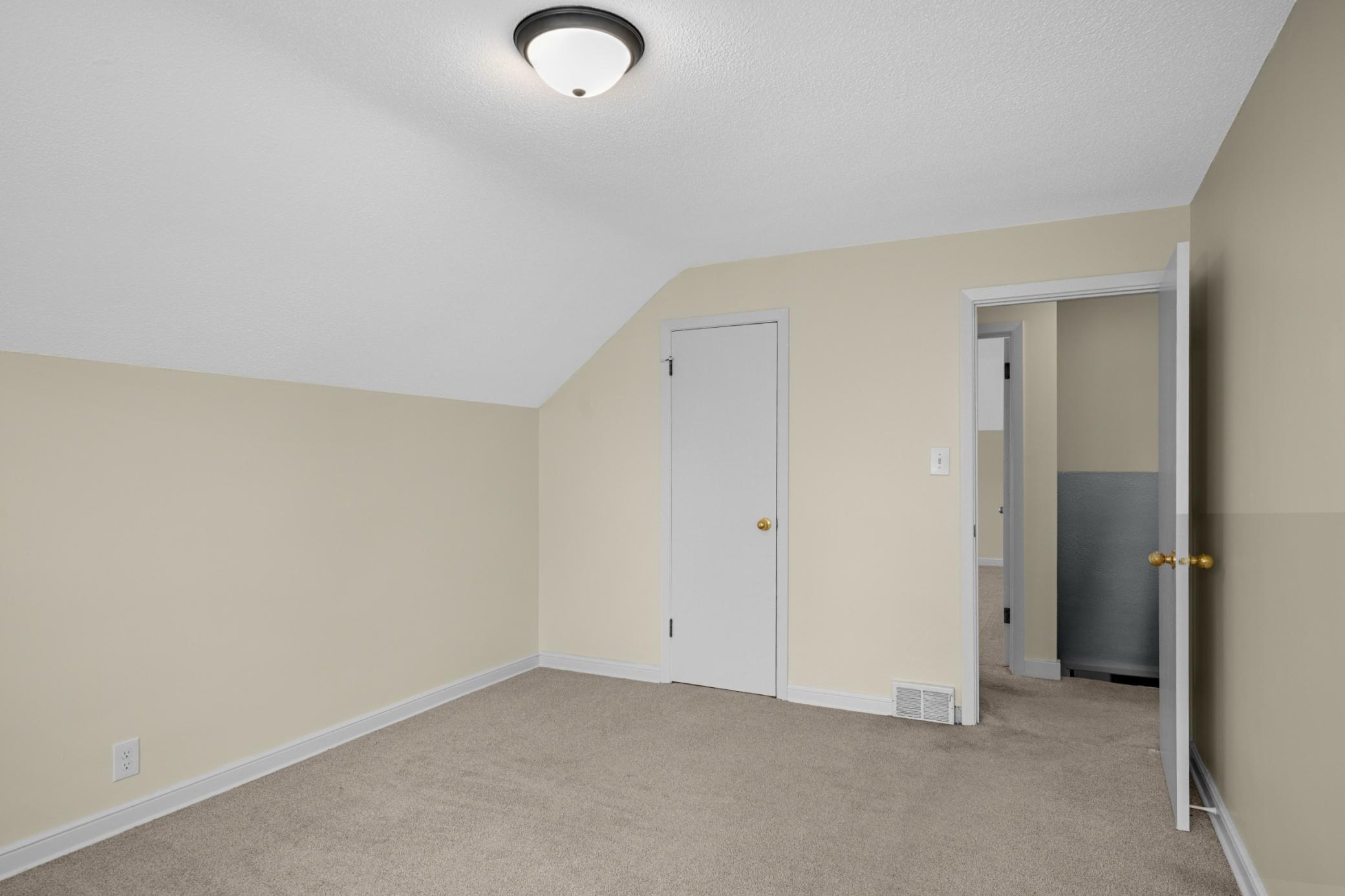 5636 Cedar Avenue S Property Photo 24