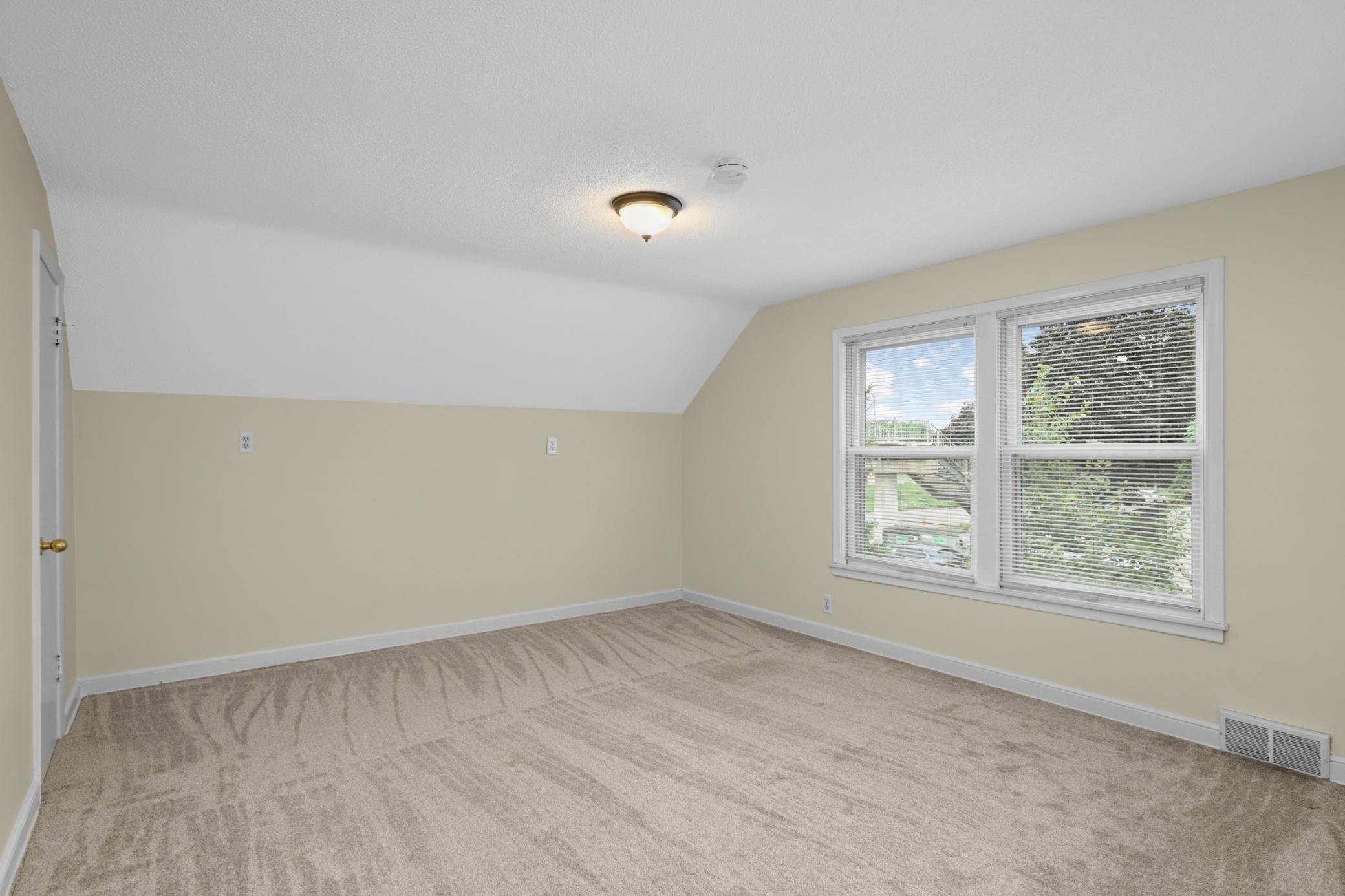5636 Cedar Avenue S Property Photo 25
