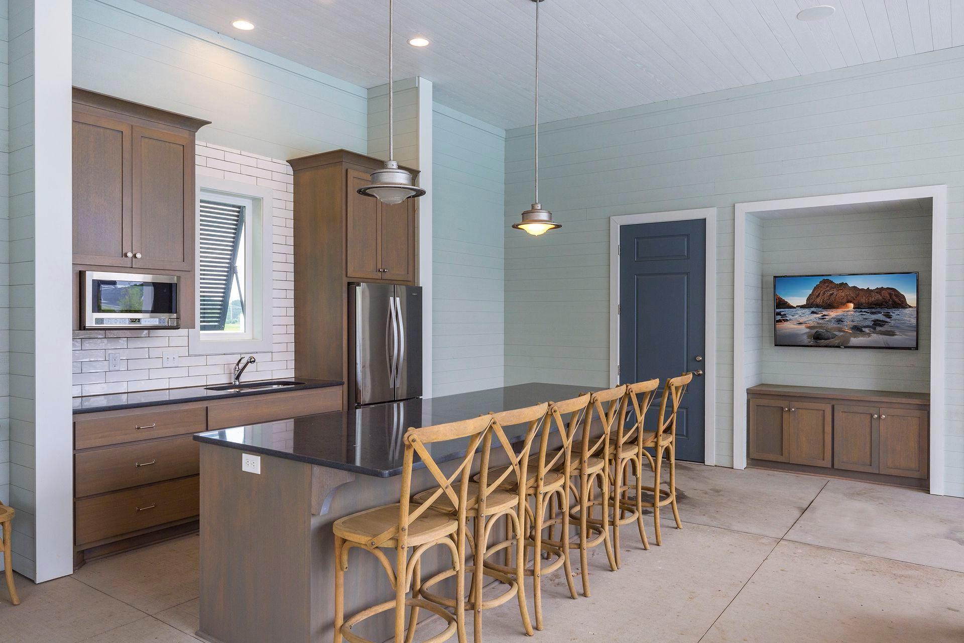 10580 Three Oaks Lane Property Photo 71
