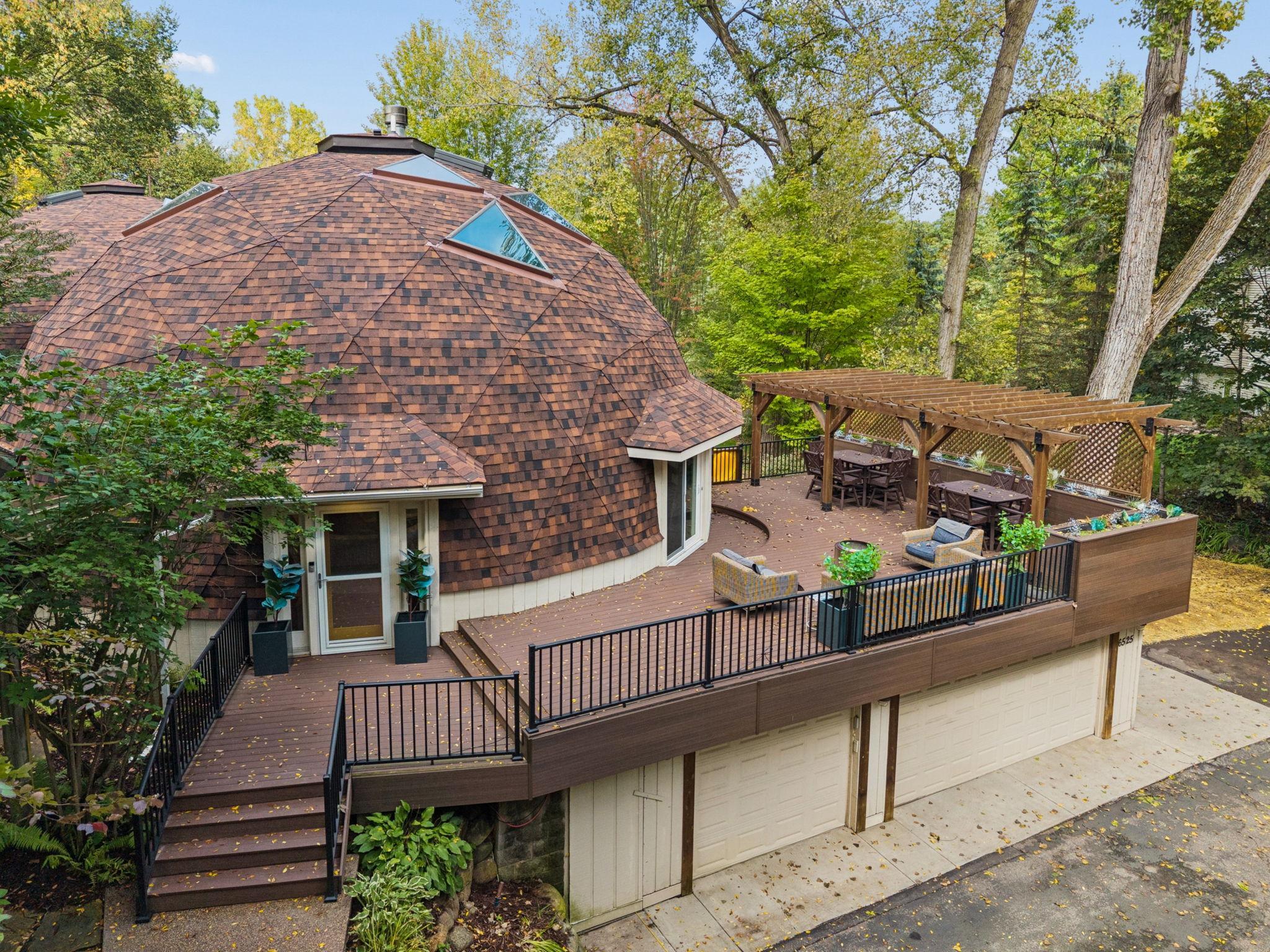 6525 Rowland Road Property Photo 1
