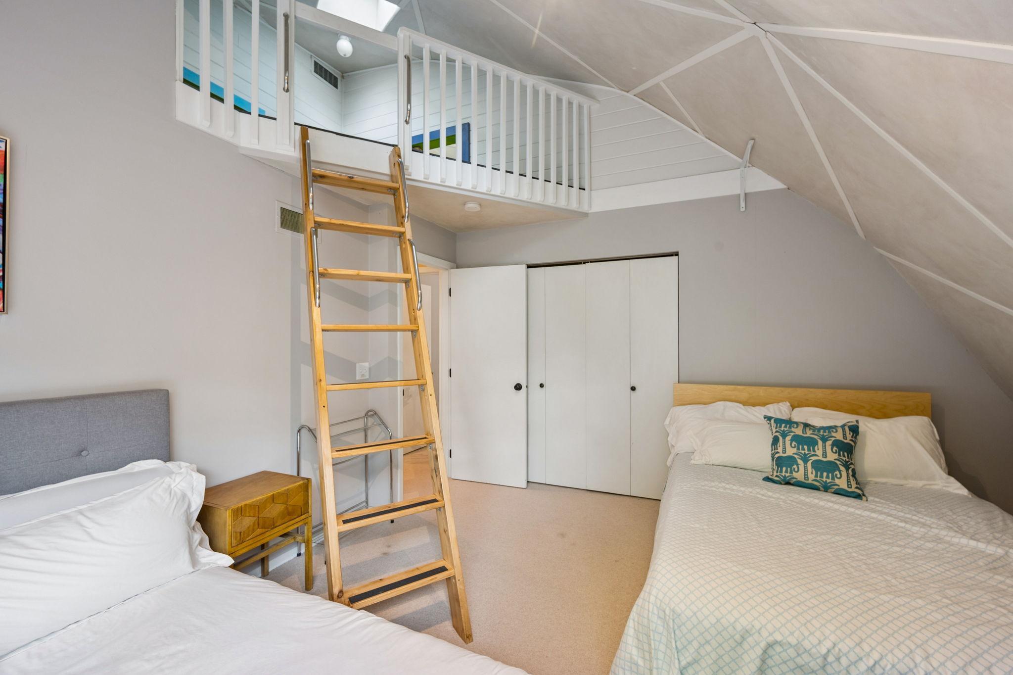6525 Rowland Road Property Photo 19